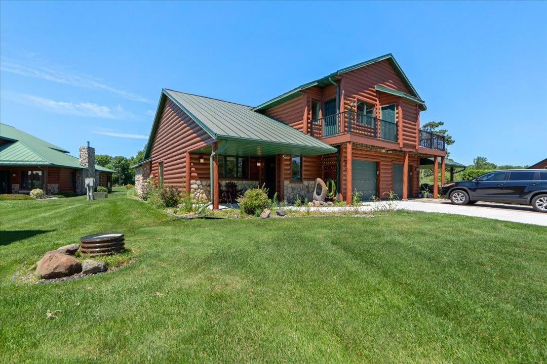 2007 townhouse for sale at 33176 170th Lane #15 in Isle, MN — 3 bed, 2 bath (photo 2 of 46)