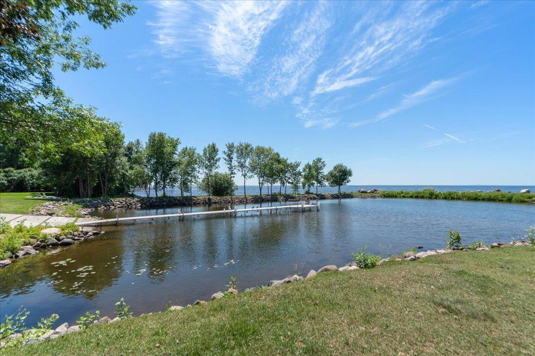 2007 townhouse for sale at 33176 170th Lane #15 in Isle, MN — 3 bed, 2 bath (photo 29 of 46)