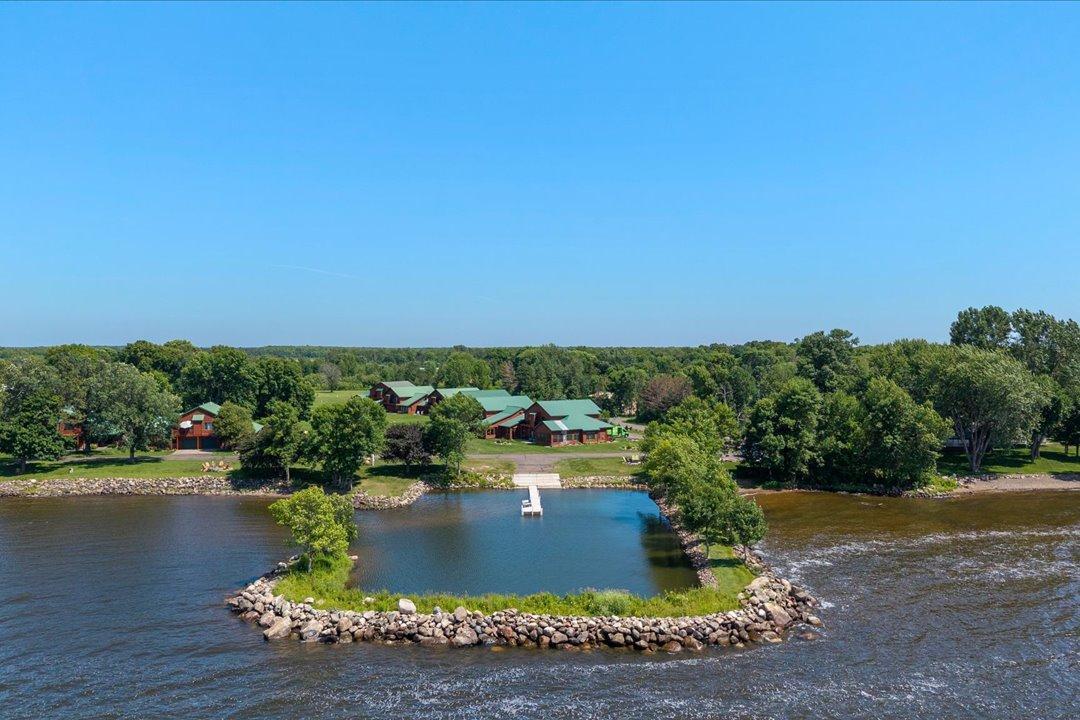 2007 townhouse for sale at 33176 170th Lane #15 in Isle, MN — 3 bed, 2 bath (photo 37 of 46)