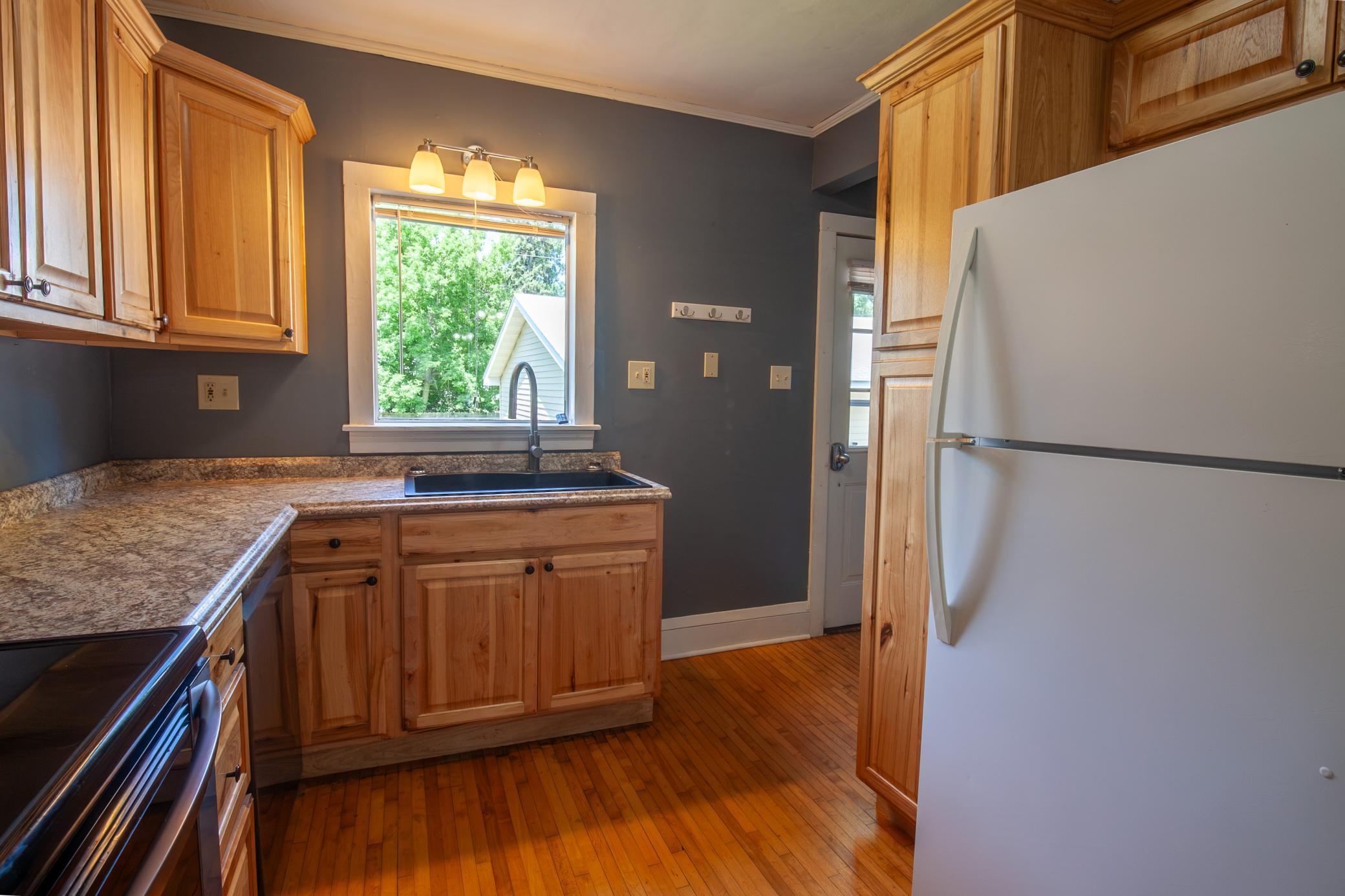 102 W Beech Avenue W, Fergus Falls MN 56537 - Photo 20 of 47