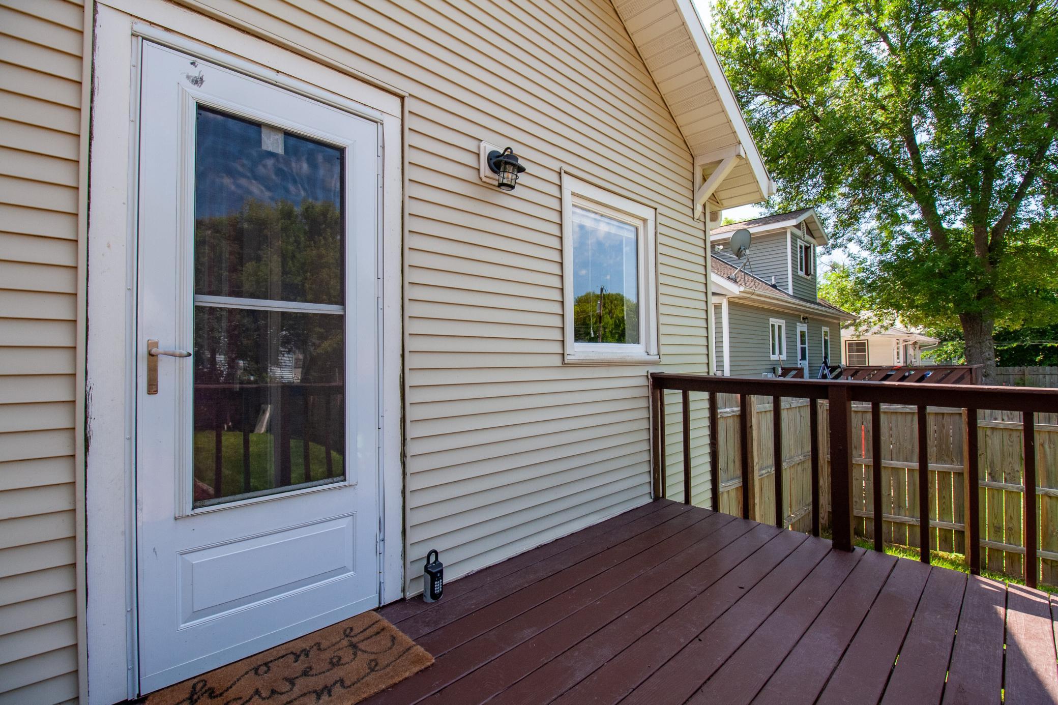 102 W Beech Avenue W, Fergus Falls MN 56537 - Photo 3 of 47