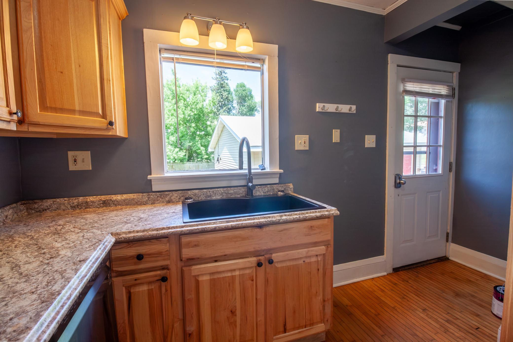 102 W Beech Avenue W, Fergus Falls MN 56537 - Photo 21 of 47
