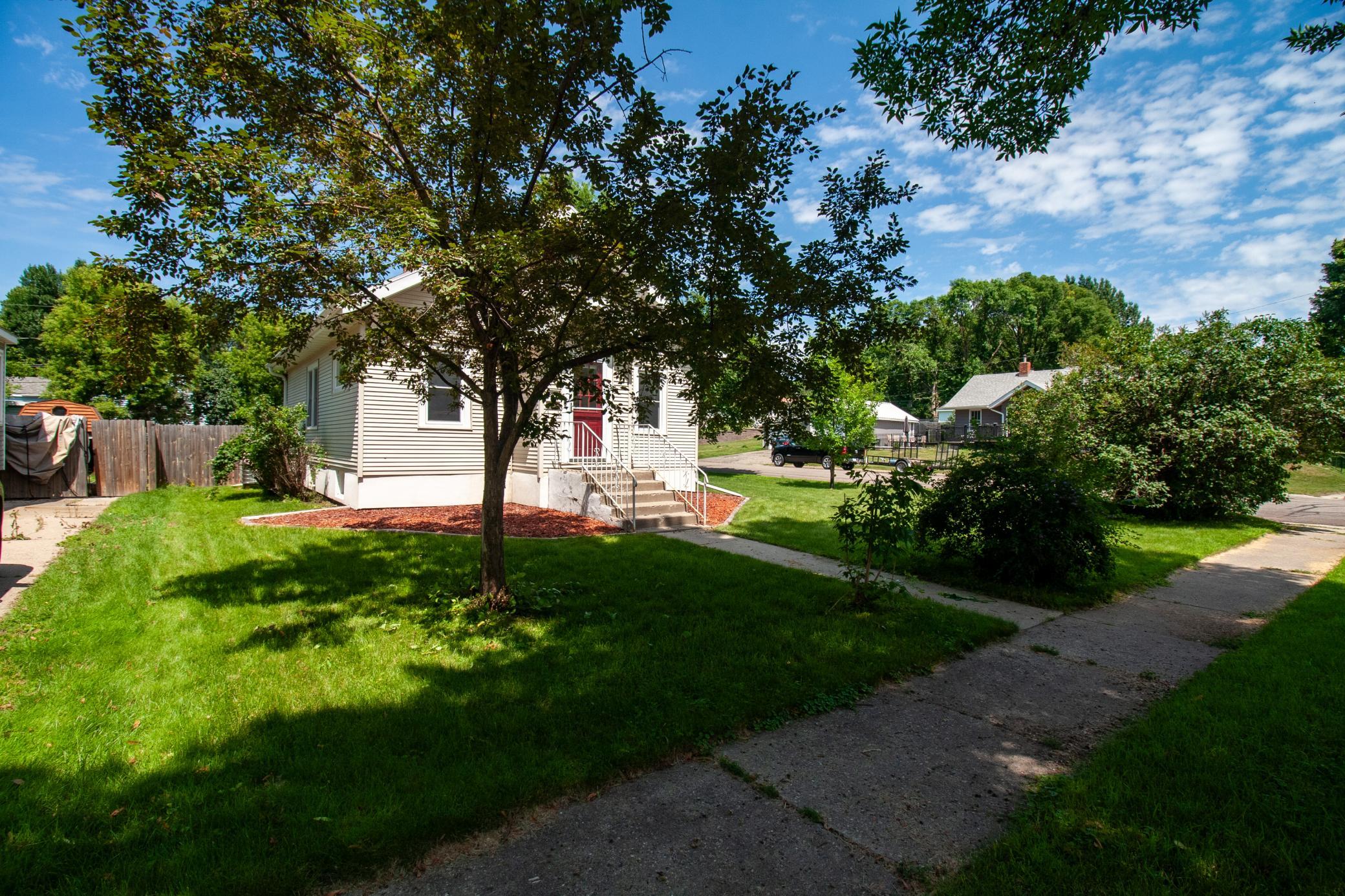 102 W Beech Avenue W, Fergus Falls MN 56537 - Photo 7 of 47