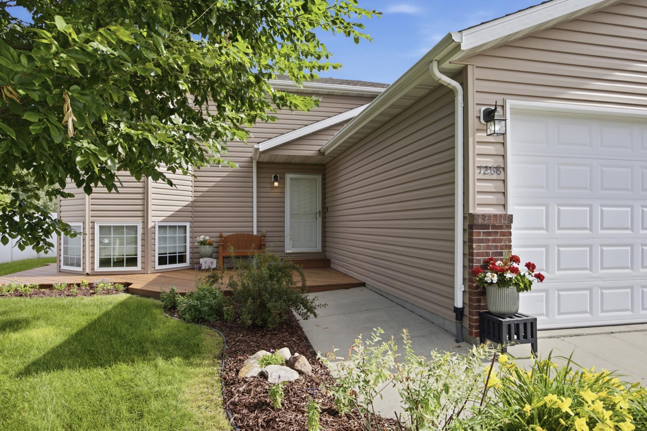 1268 39th S Avenue, Moorhead MN 56560 - Photo 2 of 44