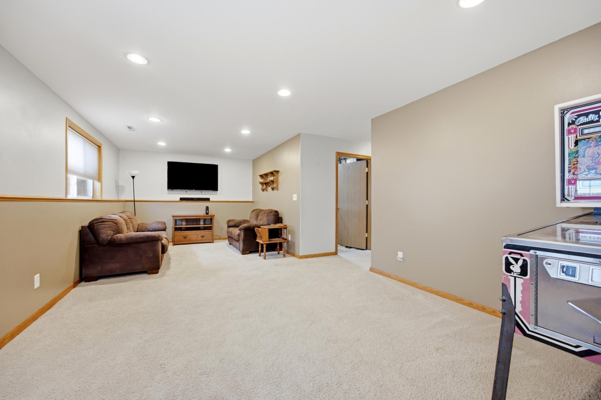 1268 39th S Avenue, Moorhead MN 56560 - Photo 17 of 44