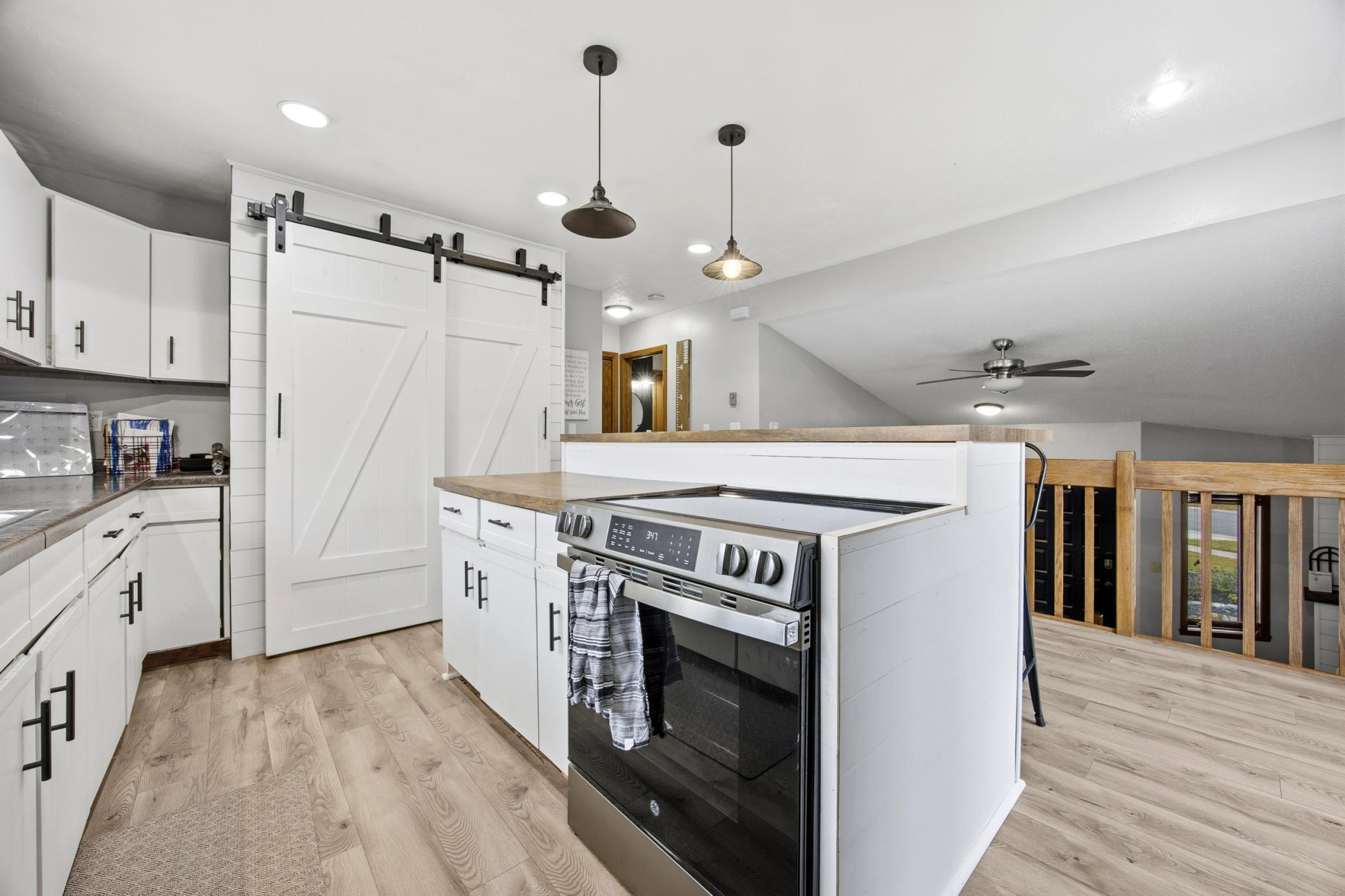 2620 Southgate Drive S, Fargo ND 58103 - Photo 10 of 27