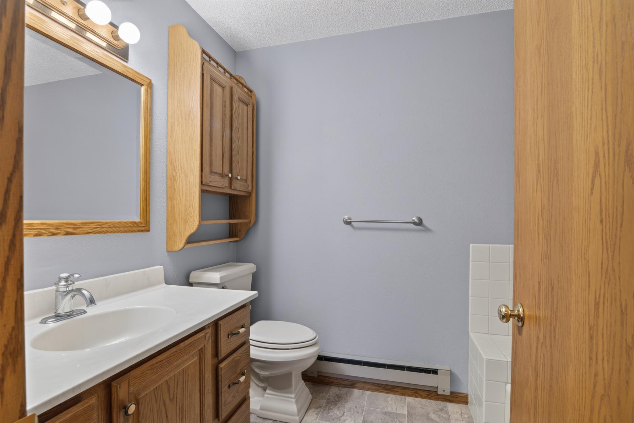 410 3rd Street NW, Valley City ND 58072 - Photo 15 of 28