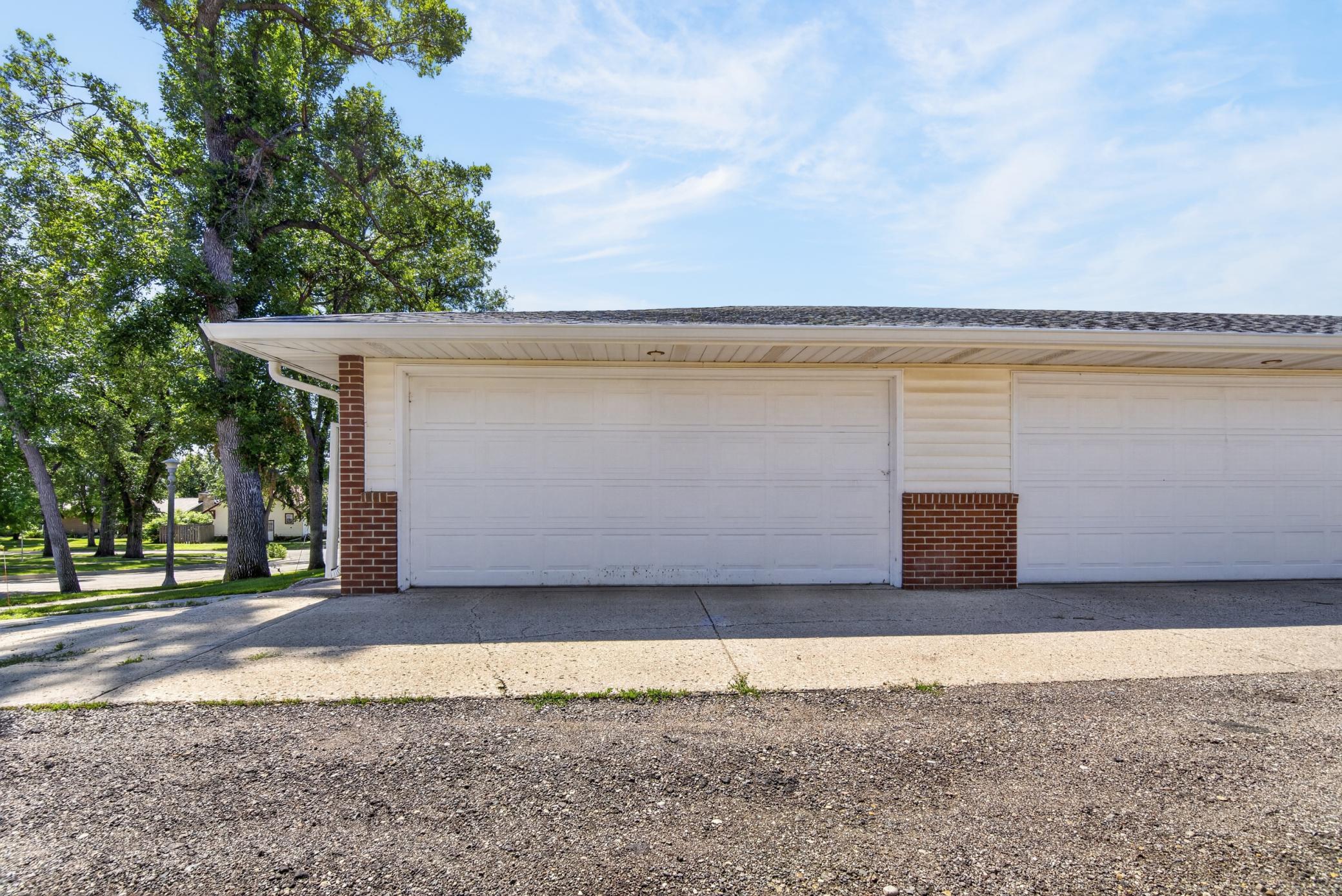 410 3rd Street NW, Valley City ND 58072 - Photo 26 of 28