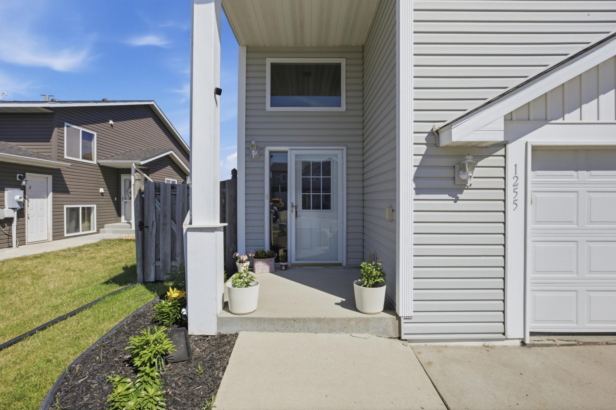 1255 4th Street NW, West Fargo ND 58078 - Photo 2 of 16