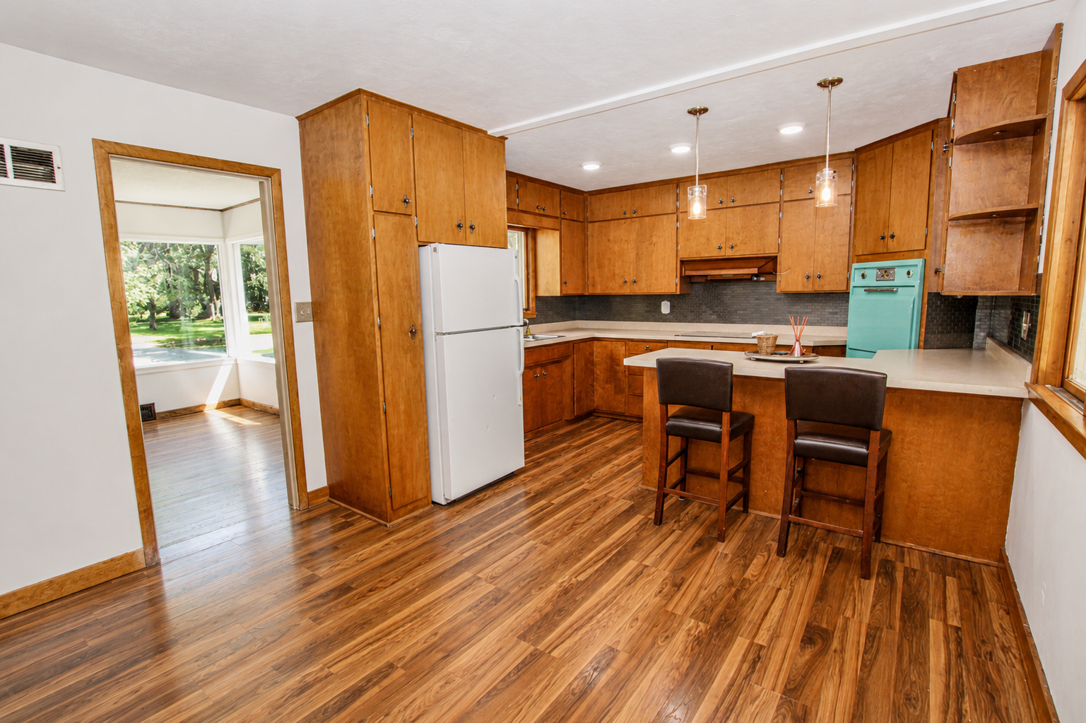 1951 single family home for sale at 822 Westwood Drive SW in Alexandria, MN — 4 bed, 2 bath (photo 21 of 54)