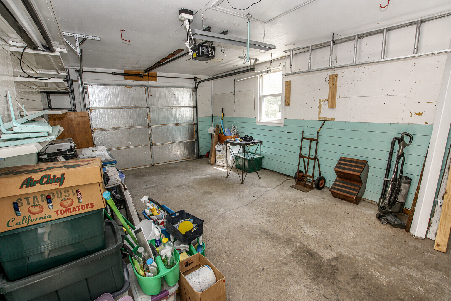 1951 single family home for sale at 822 Westwood Drive SW in Alexandria, MN — 4 bed, 2 bath (photo 53 of 54)
