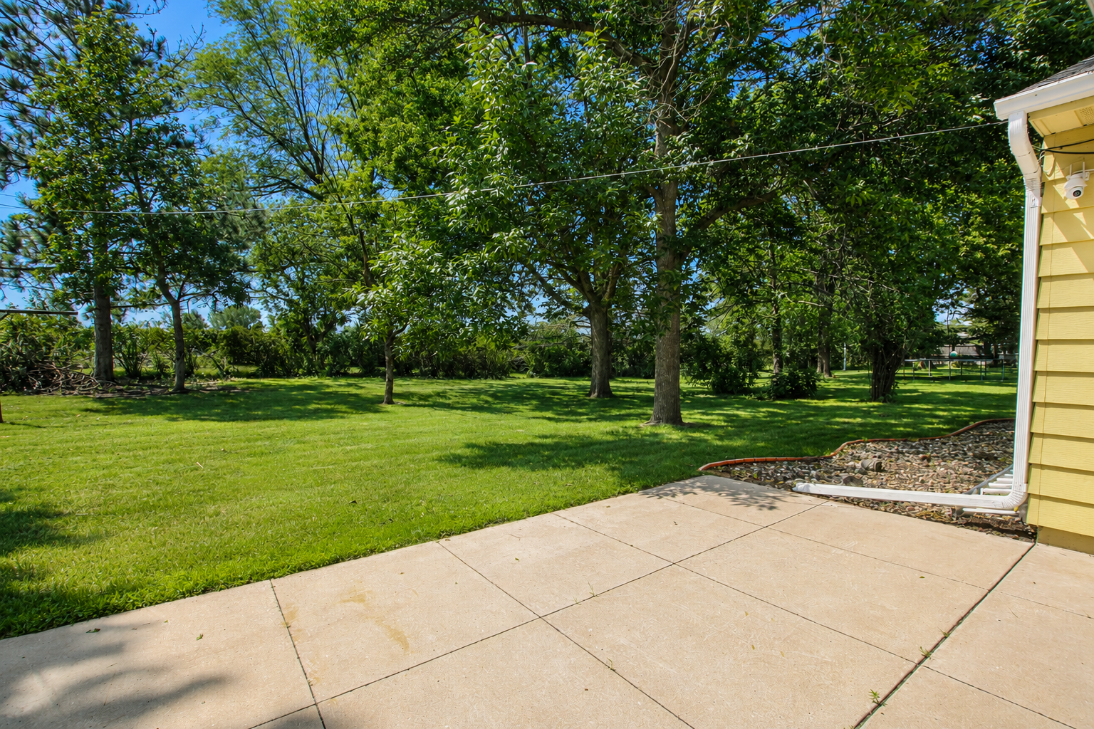 1951 single family home for sale at 822 Westwood Drive SW in Alexandria, MN — 4 bed, 2 bath (photo 9 of 54)