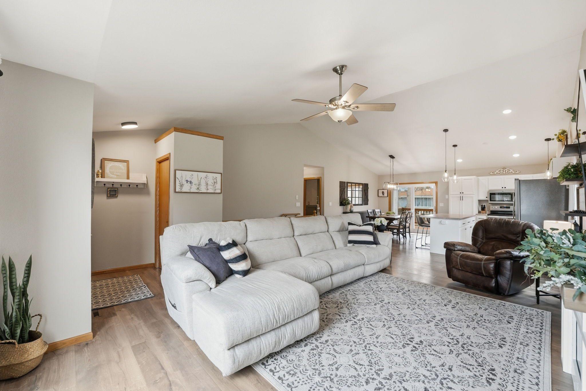 119 Mc Farlane Street NW, Alexandria MN 56308 - Photo 11 of 52