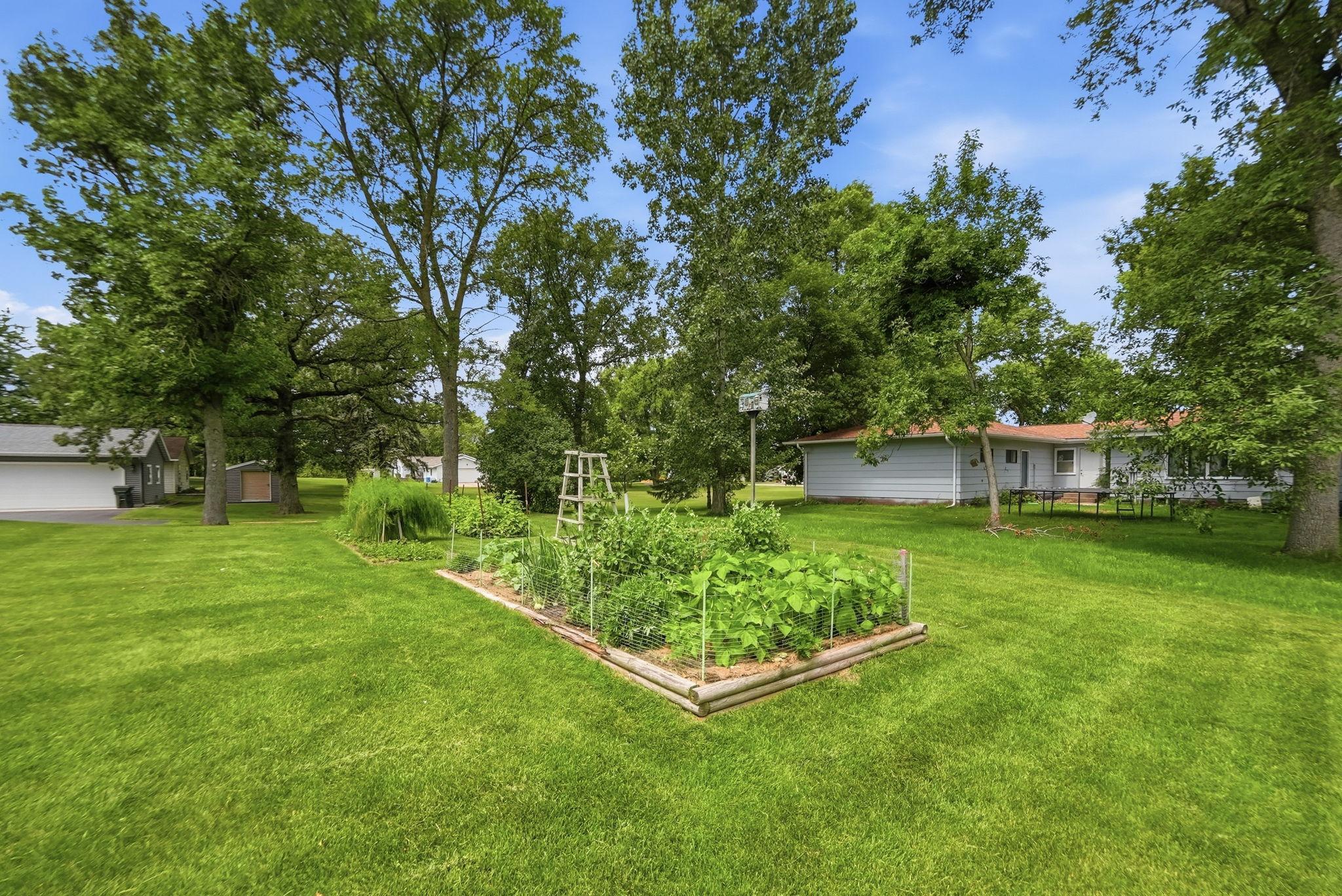 119 Mc Farlane Street NW, Alexandria MN 56308 - Photo 43 of 52