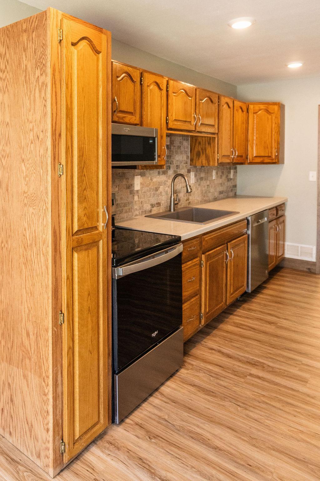 405 6th Avenue, Edgeley ND 58433 - Photo 14 of 43