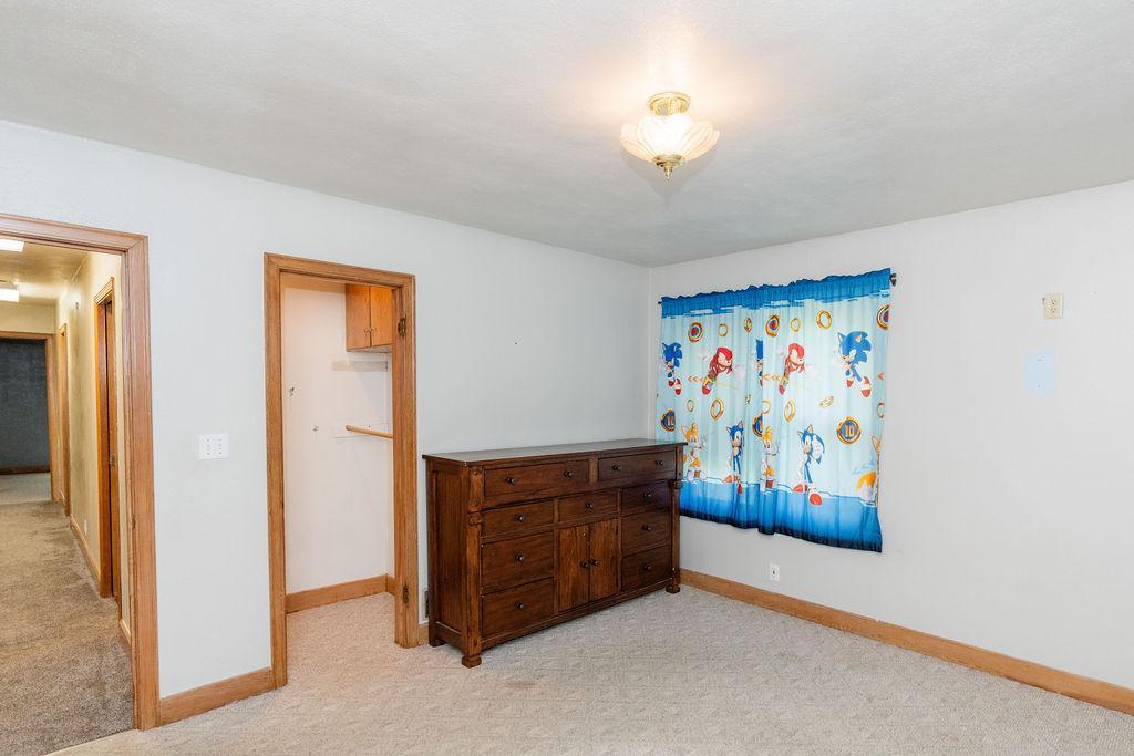 405 6th Avenue, Edgeley ND 58433 - Photo 27 of 43