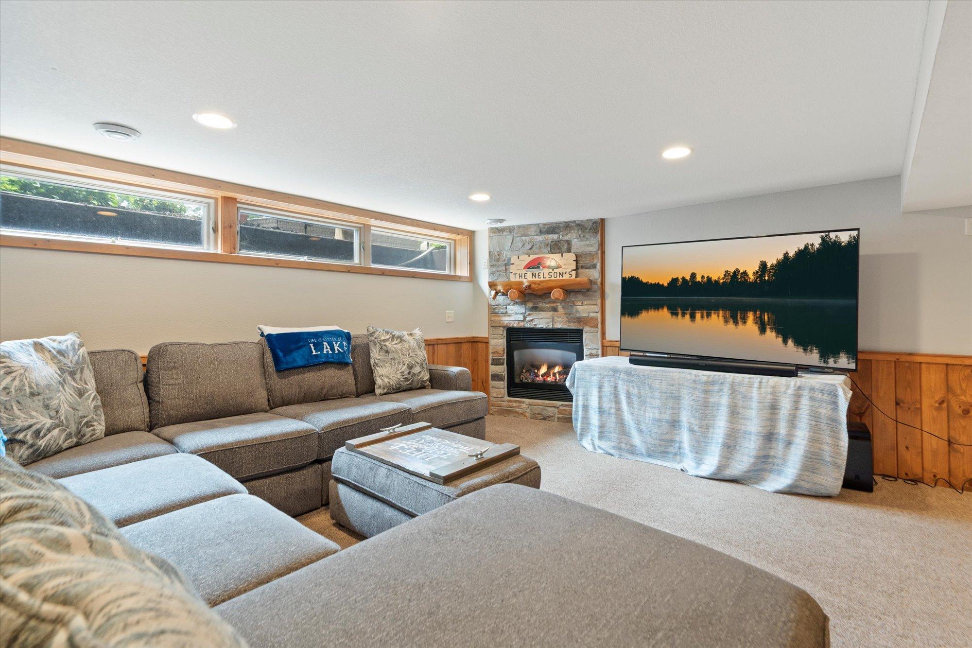 2015 single family home for sale at 22617 Hole In The Day Drive in Nisswa, MN — 4 bed, 4 bath (photo 25 of 36)