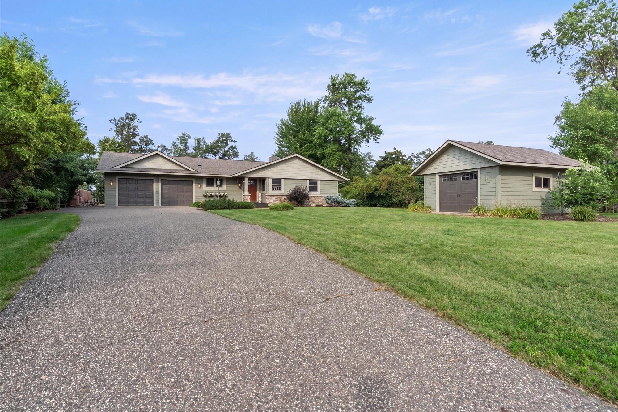 2015 single family home for sale at 22617 Hole In The Day Drive in Nisswa, MN — 4 bed, 4 bath (photo 28 of 36)