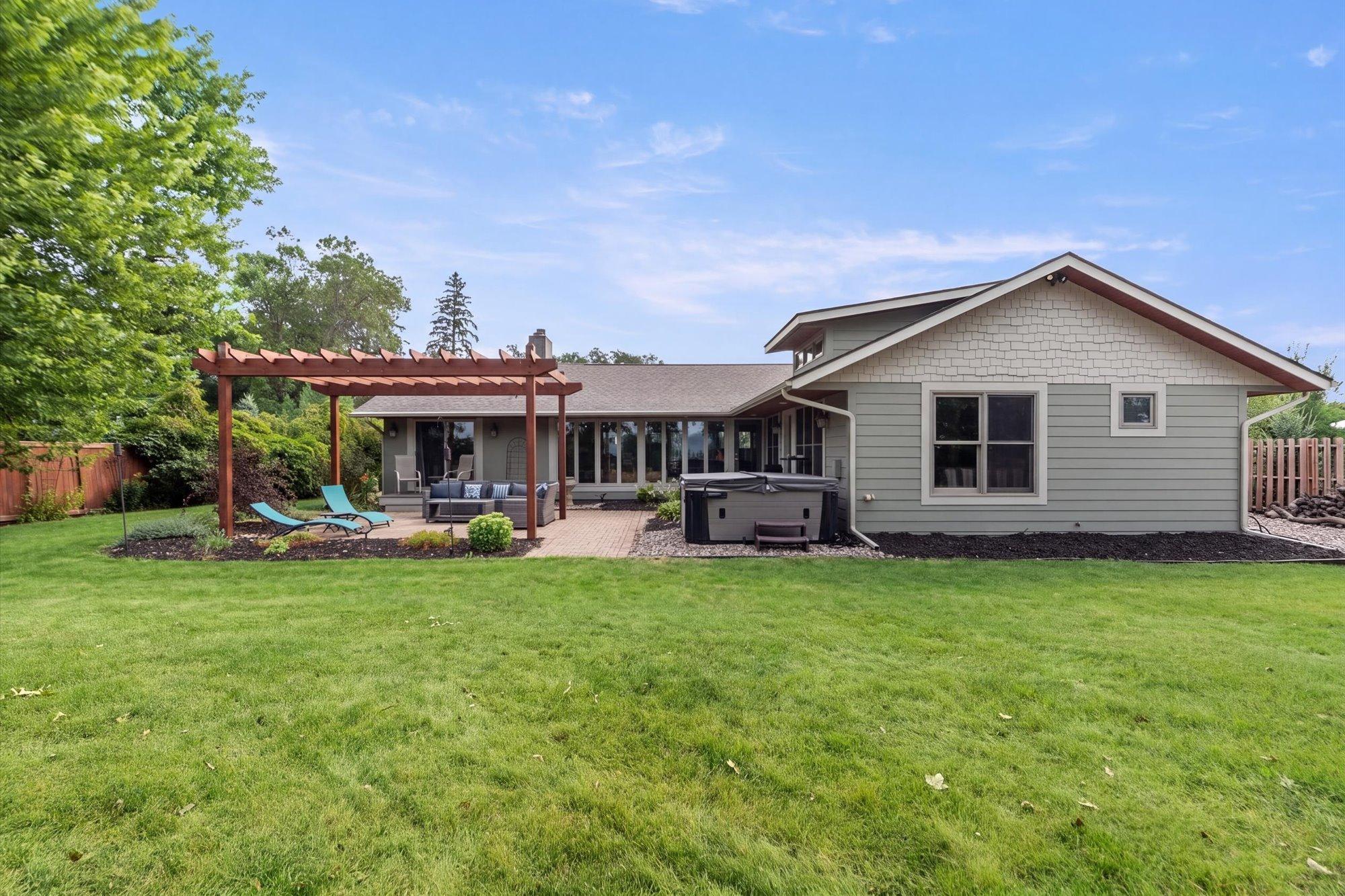 2015 single family home for sale at 22617 Hole In The Day Drive in Nisswa, MN — 4 bed, 4 bath (photo 30 of 36)