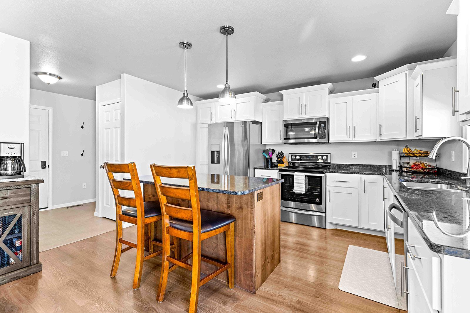 2420 Harbor Lane, West Fargo ND 58078 - Photo 13 of 49
