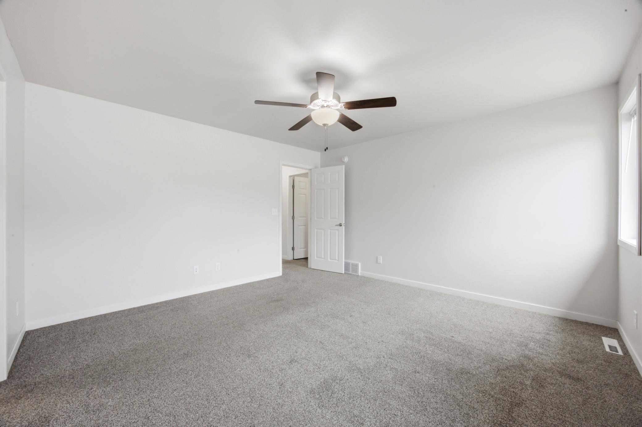 5486 Tyler Avenue S, Fargo ND 58104 - Photo 10 of 26