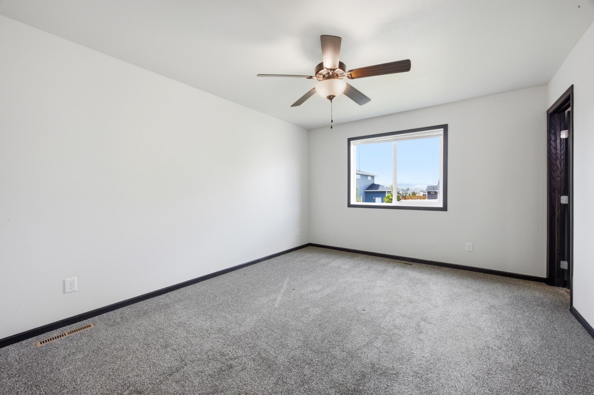1210 30th Avenue W, West Fargo ND 58078 - Photo 8 of 24