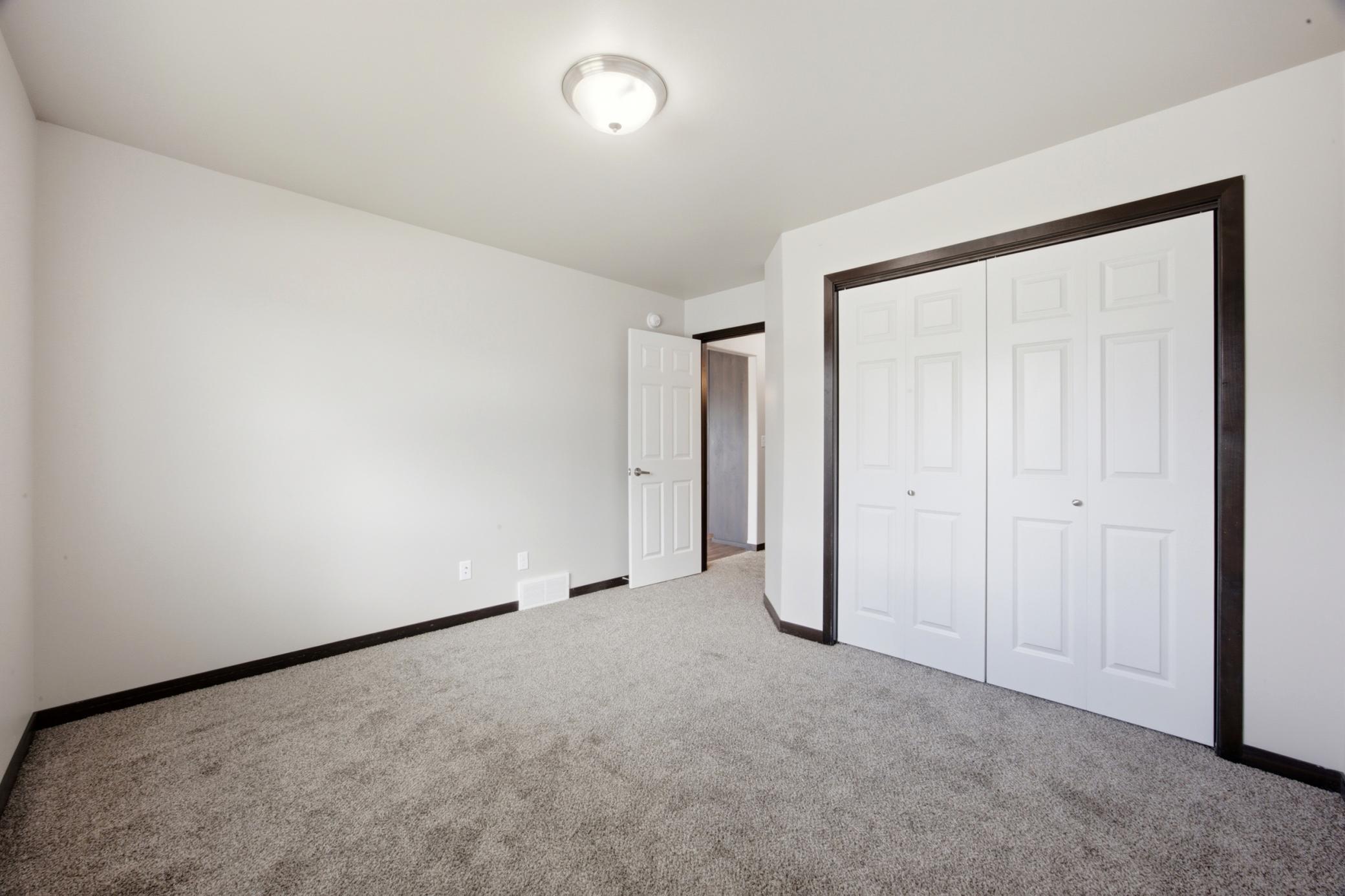 6073 Autumn Drive S, Fargo ND 58104 - Photo 13 of 24