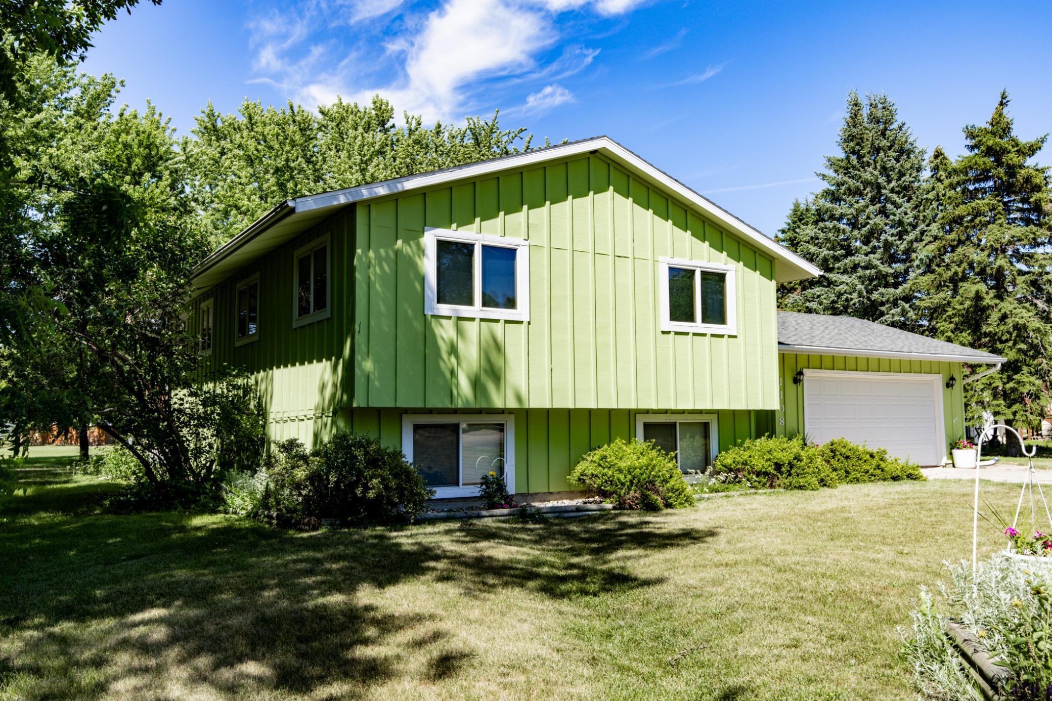 1108 62nd Avenue N, Moorhead MN 56560 - Photo 2 of 39