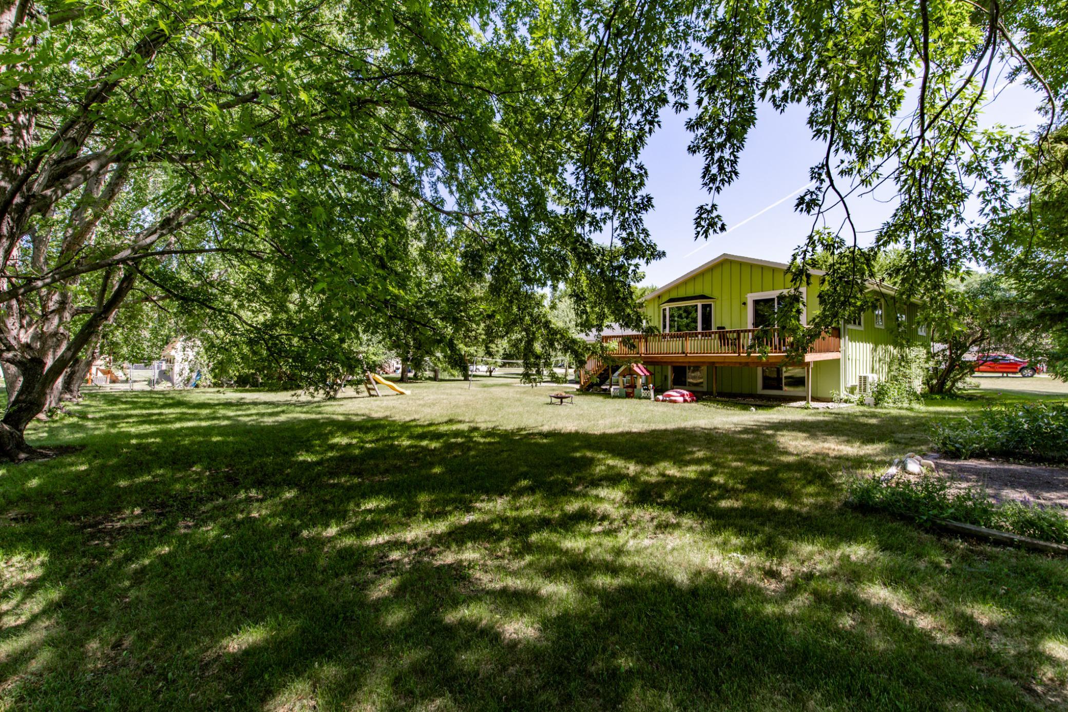 1973 single family home for sale at 1108 62nd Avenue N in Moorhead, MN — 5 bed, 3 bath (photo 53 of 55)