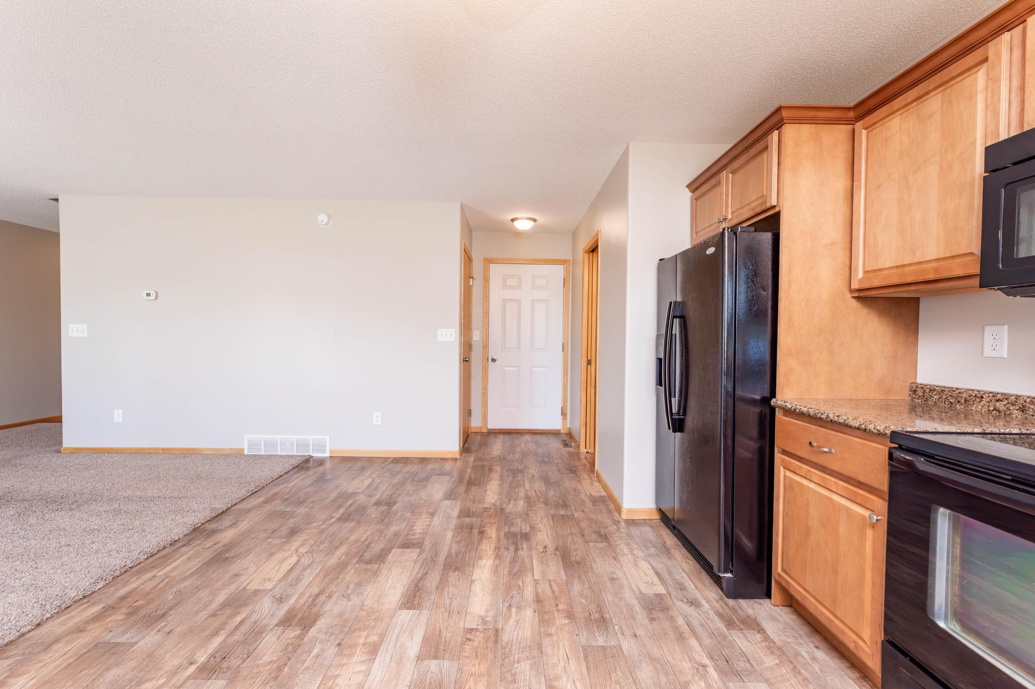 4280 Estate Drive S, Fargo ND 58104 - Photo 9 of 33