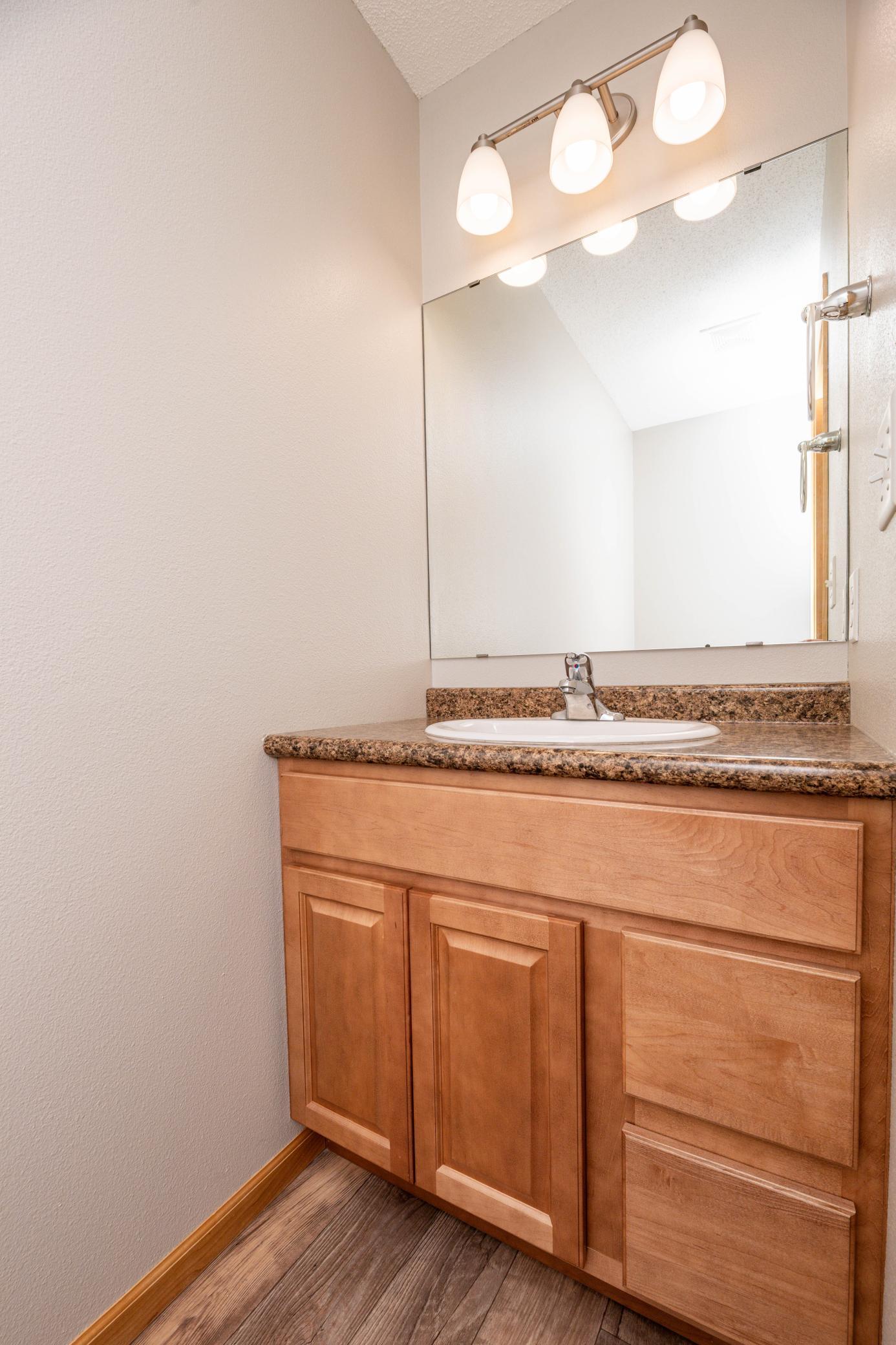 4280 Estate Drive S, Fargo ND 58104 - Photo 10 of 33