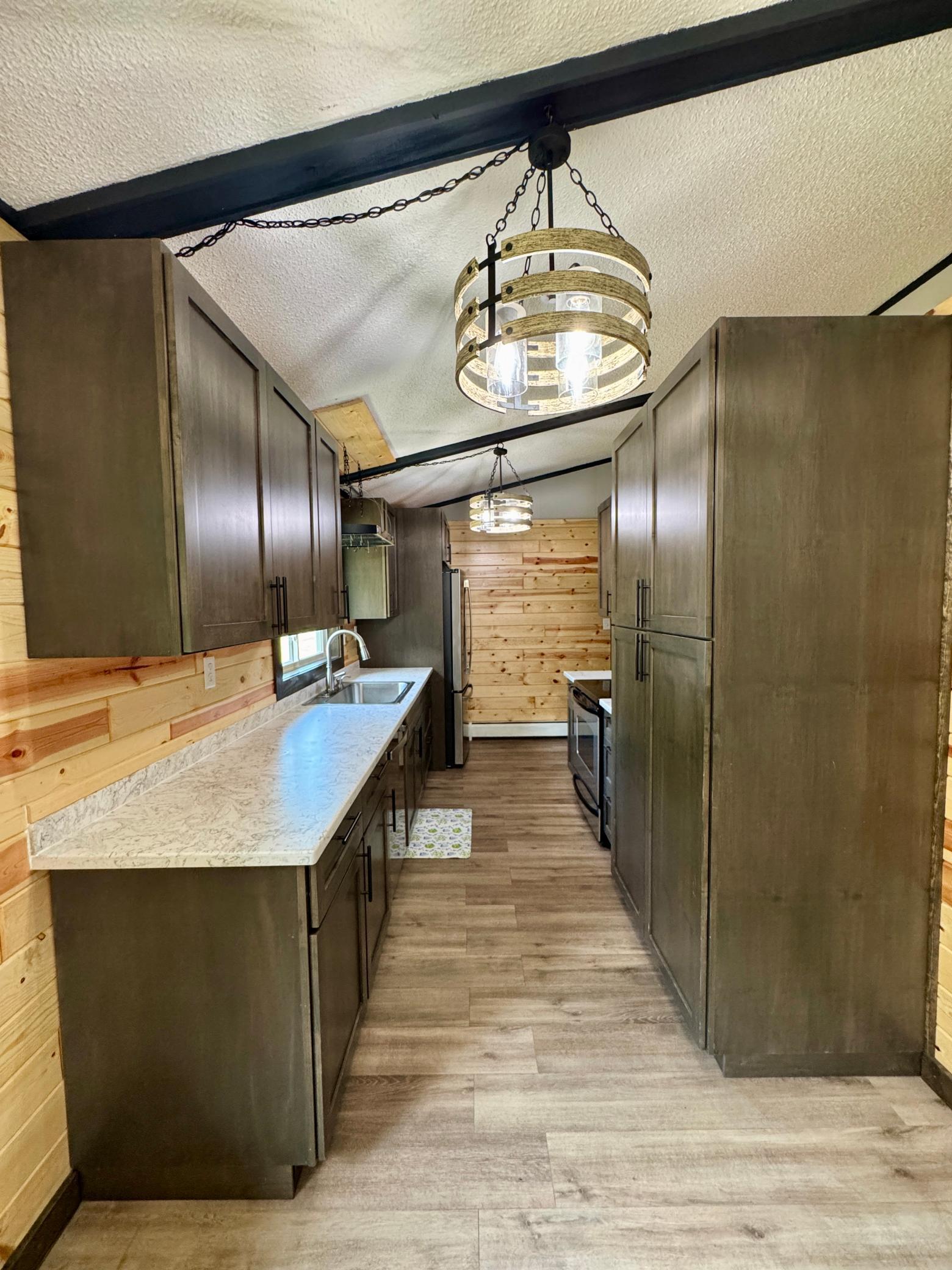 1972 single family home for sale at 42015 Mattson Island Road in Roseau, MN — 4 bed, 2 bath (photo 4 of 37)