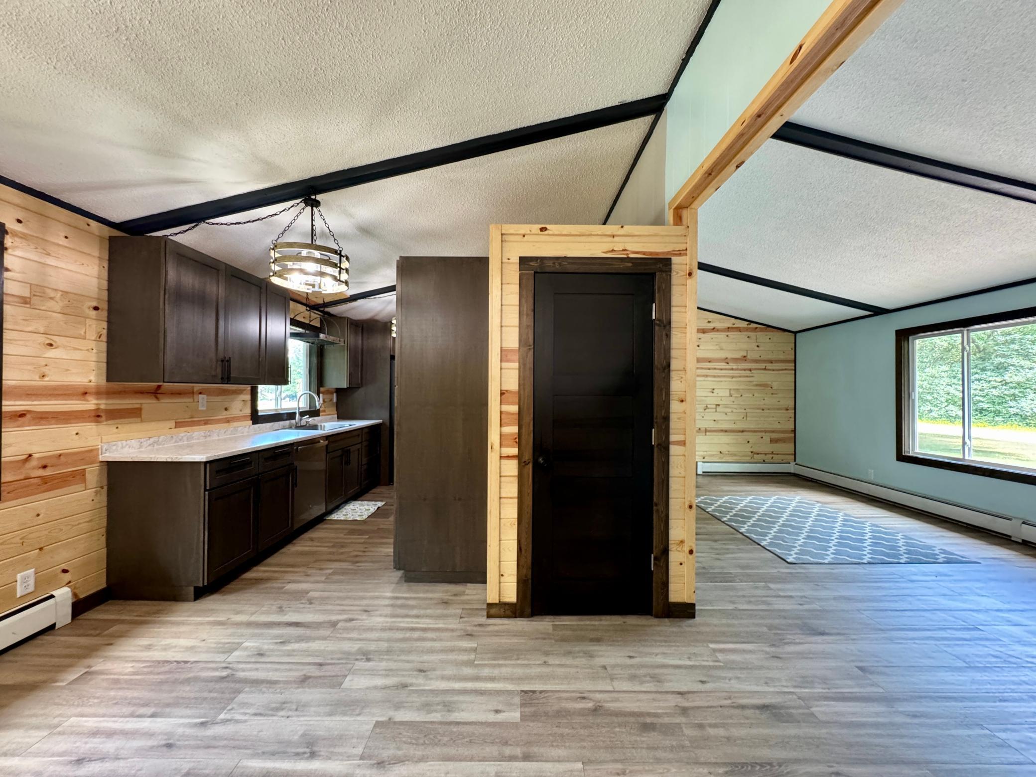 1972 single family home for sale at 42015 Mattson Island Road in Roseau, MN — 4 bed, 2 bath (photo 10 of 37)