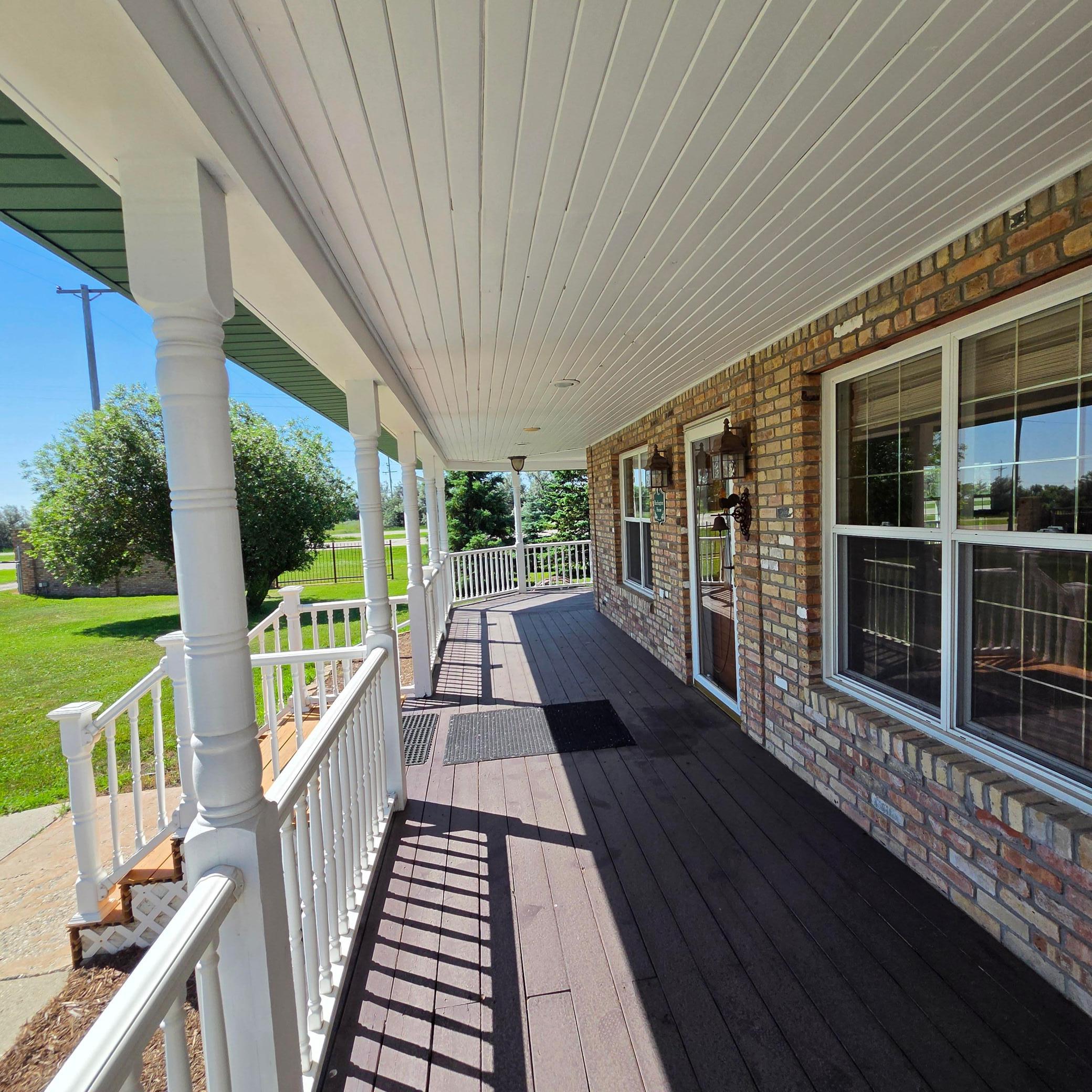 5684 Highway 10, Dilworth MN 56529 - Photo 5 of 49