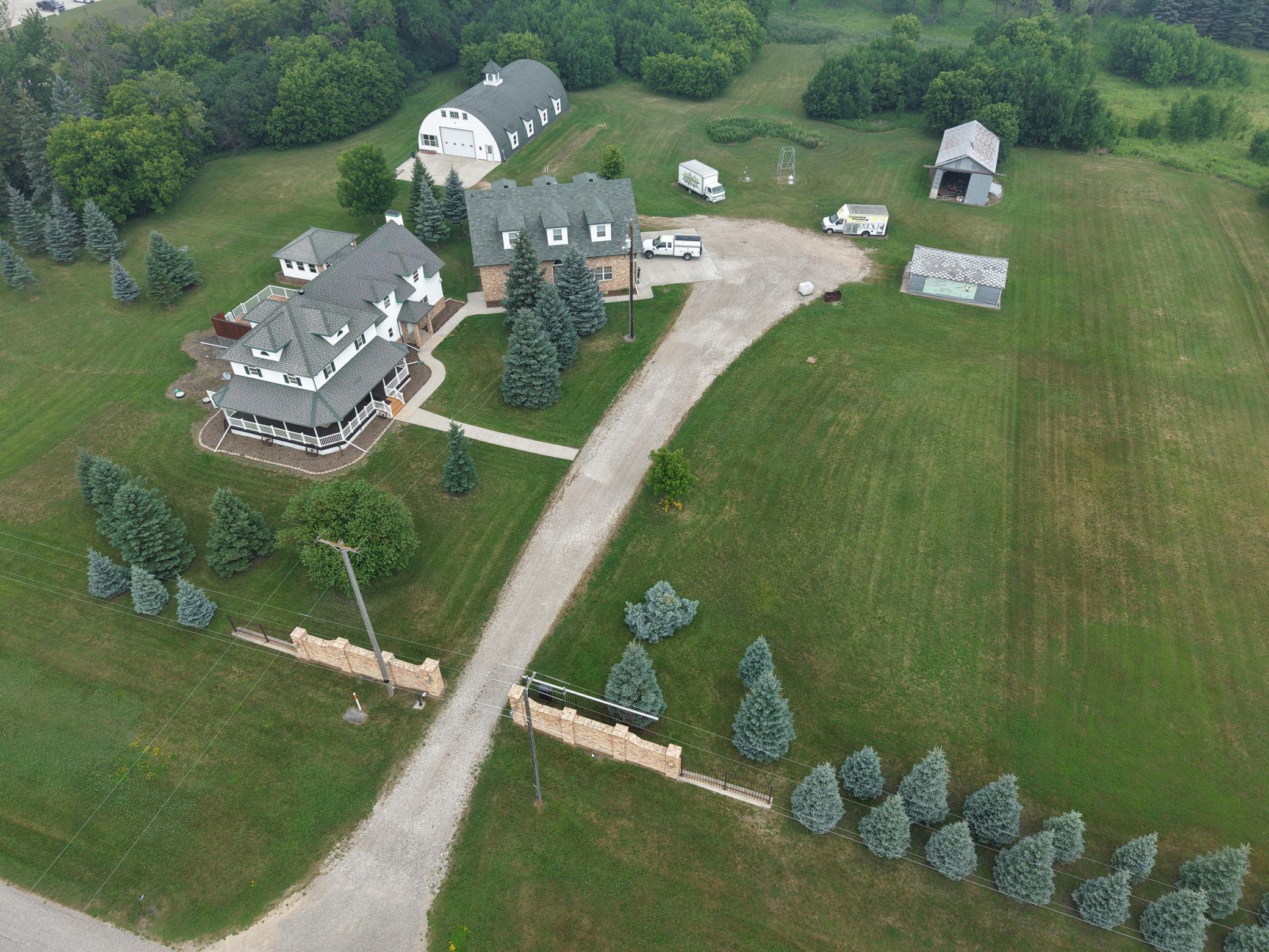 1915 single family home for sale at 5684 Highway 10 in Dilworth, MN — 3 bed, 4 bath (photo 6 of 54)
