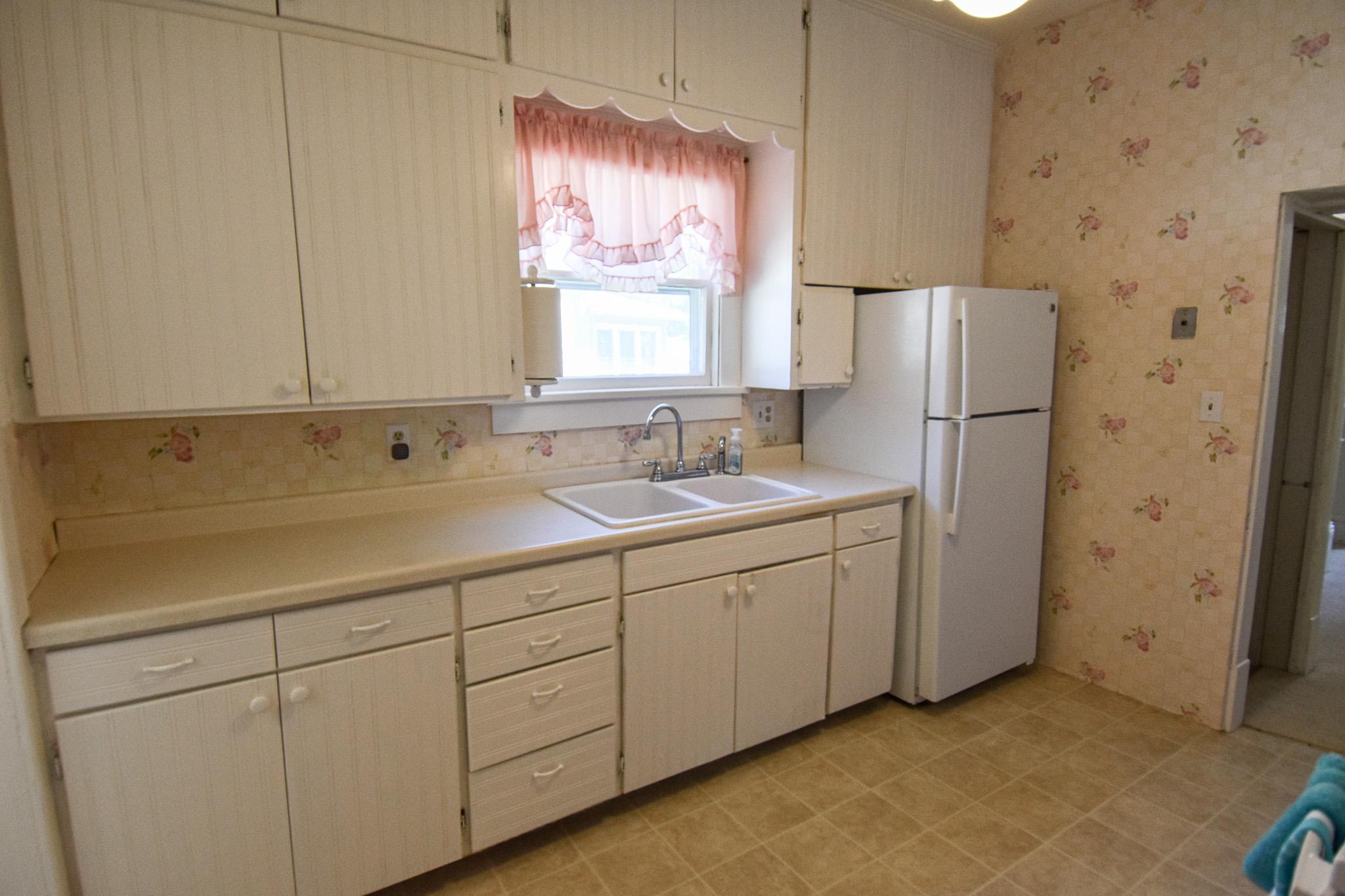 313 State Avenue N, Thief River Falls MN 56701 - Photo 15 of 31