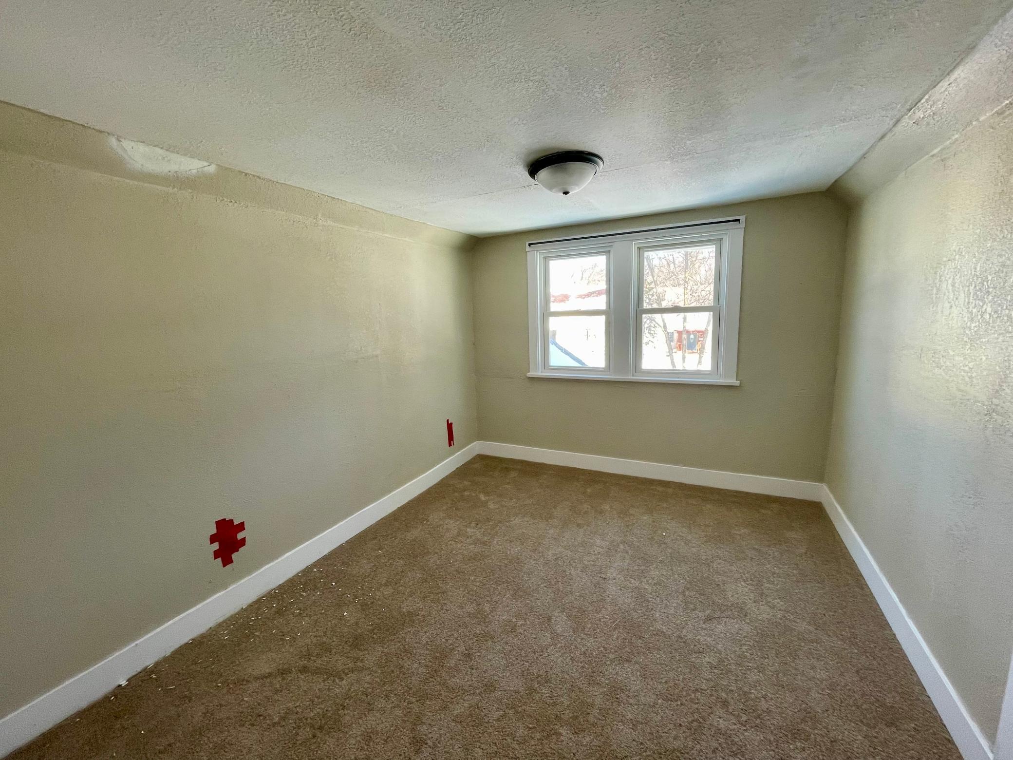 911 W Cavour Avenue, Fergus Falls MN 56537 - Photo 11 of 19