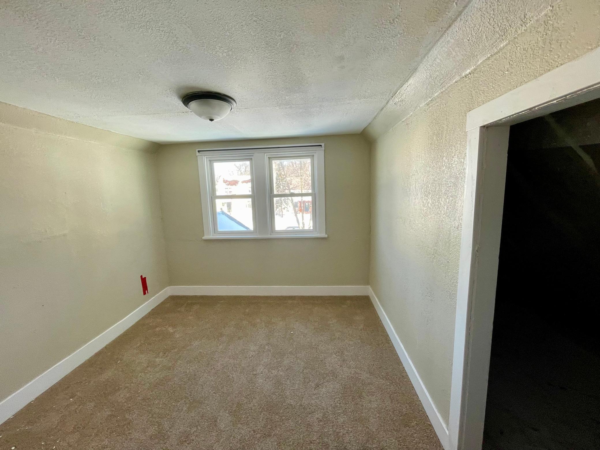 911 W Cavour Avenue, Fergus Falls MN 56537 - Photo 12 of 19