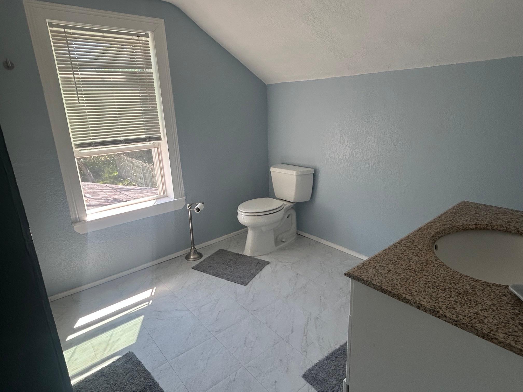 1999 single family home for sale at 118 SE 3rd Avenue in Grand Rapids, MN — 4 bed, 2 bath (photo 11 of 13)