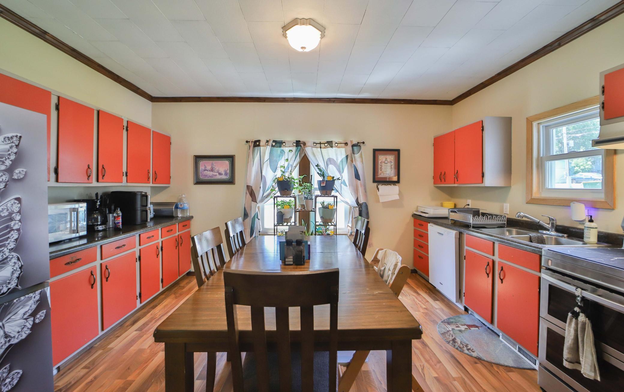 403 8th Street NE, Staples MN 56479 - Photo 2 of 41