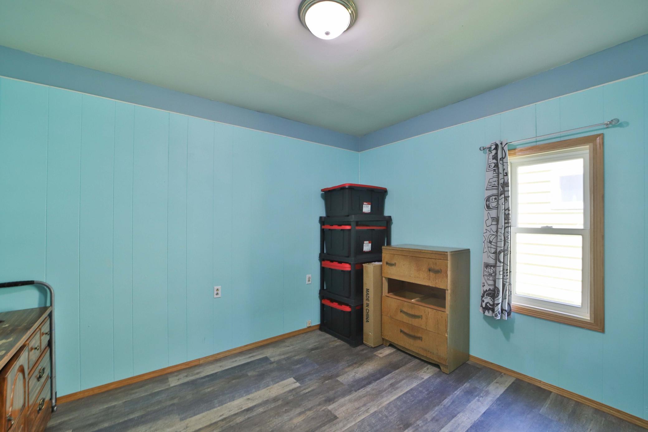 403 8th Street NE, Staples MN 56479 - Photo 26 of 41
