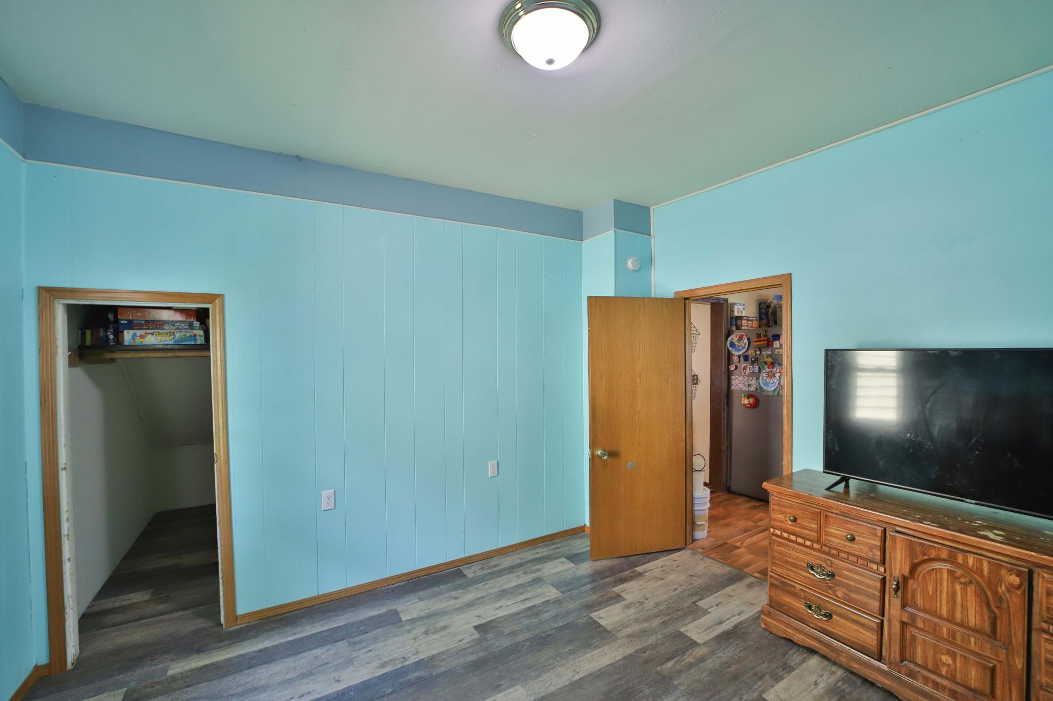 403 8th Street NE, Staples MN 56479 - Photo 28 of 41
