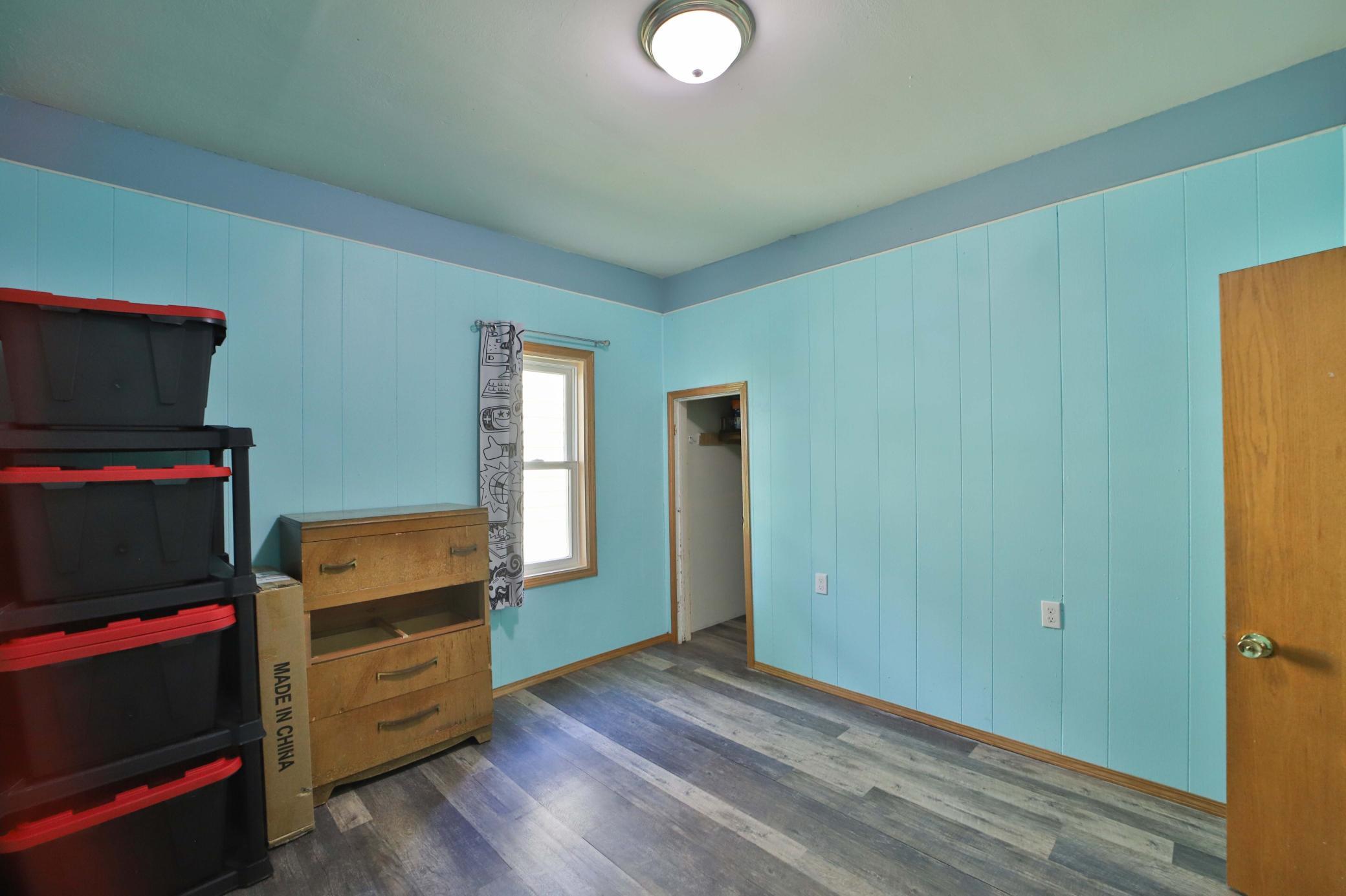 403 8th Street NE, Staples MN 56479 - Photo 29 of 41