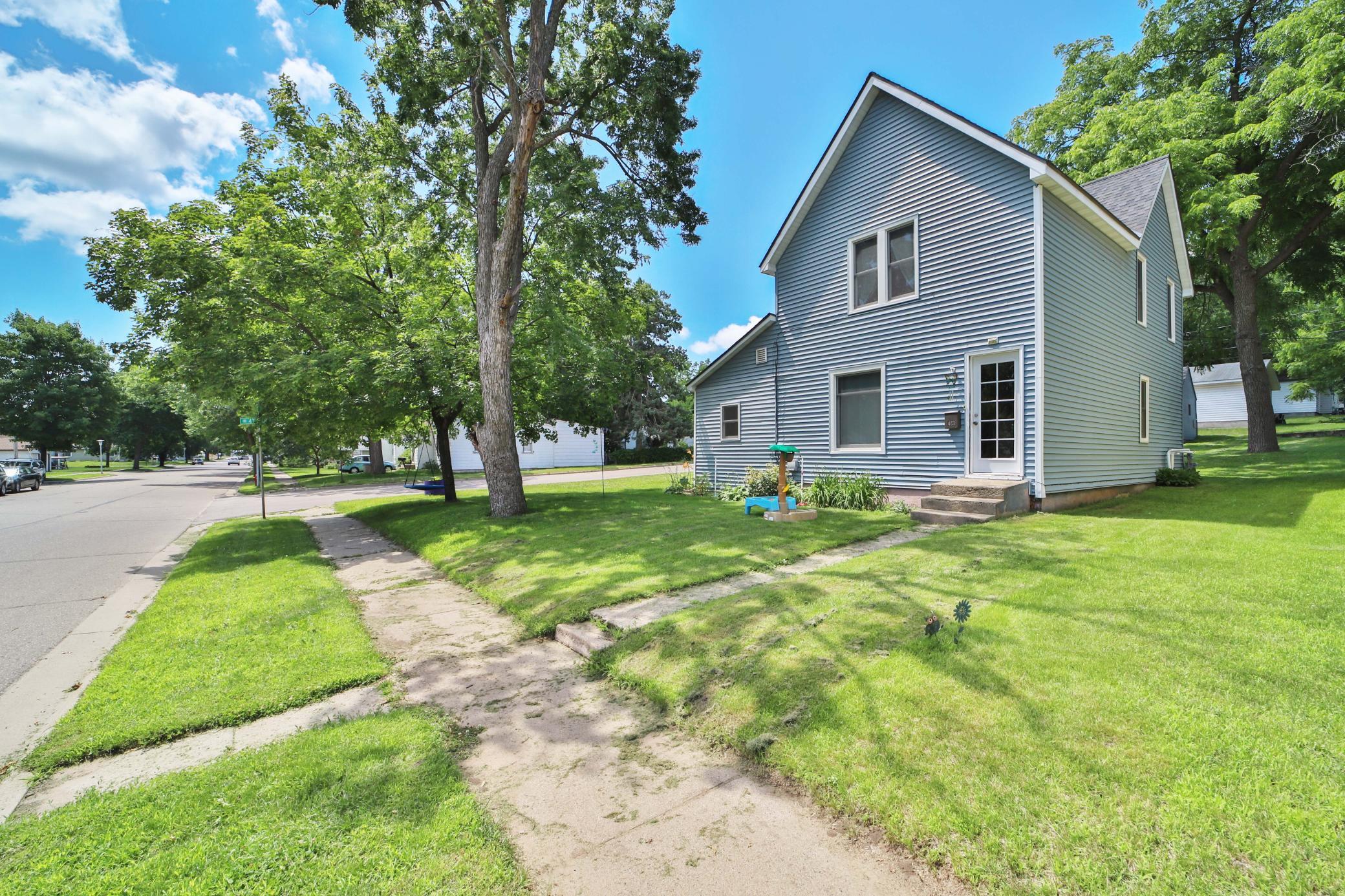 403 8th Street NE, Staples MN 56479 - Photo 36 of 41