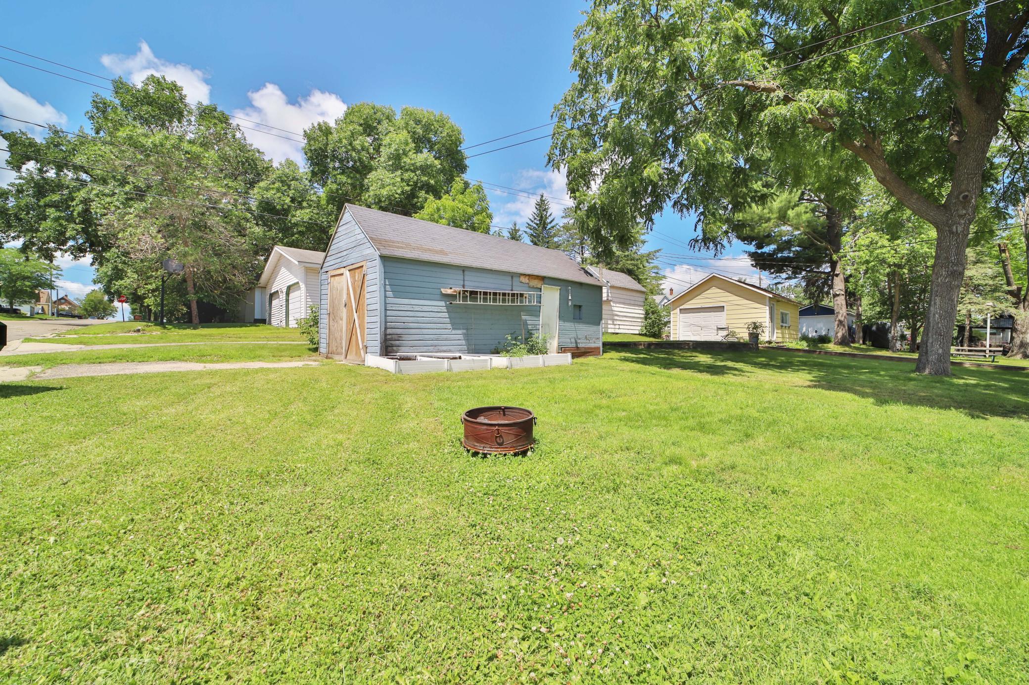 403 8th Street NE, Staples MN 56479 - Photo 40 of 41