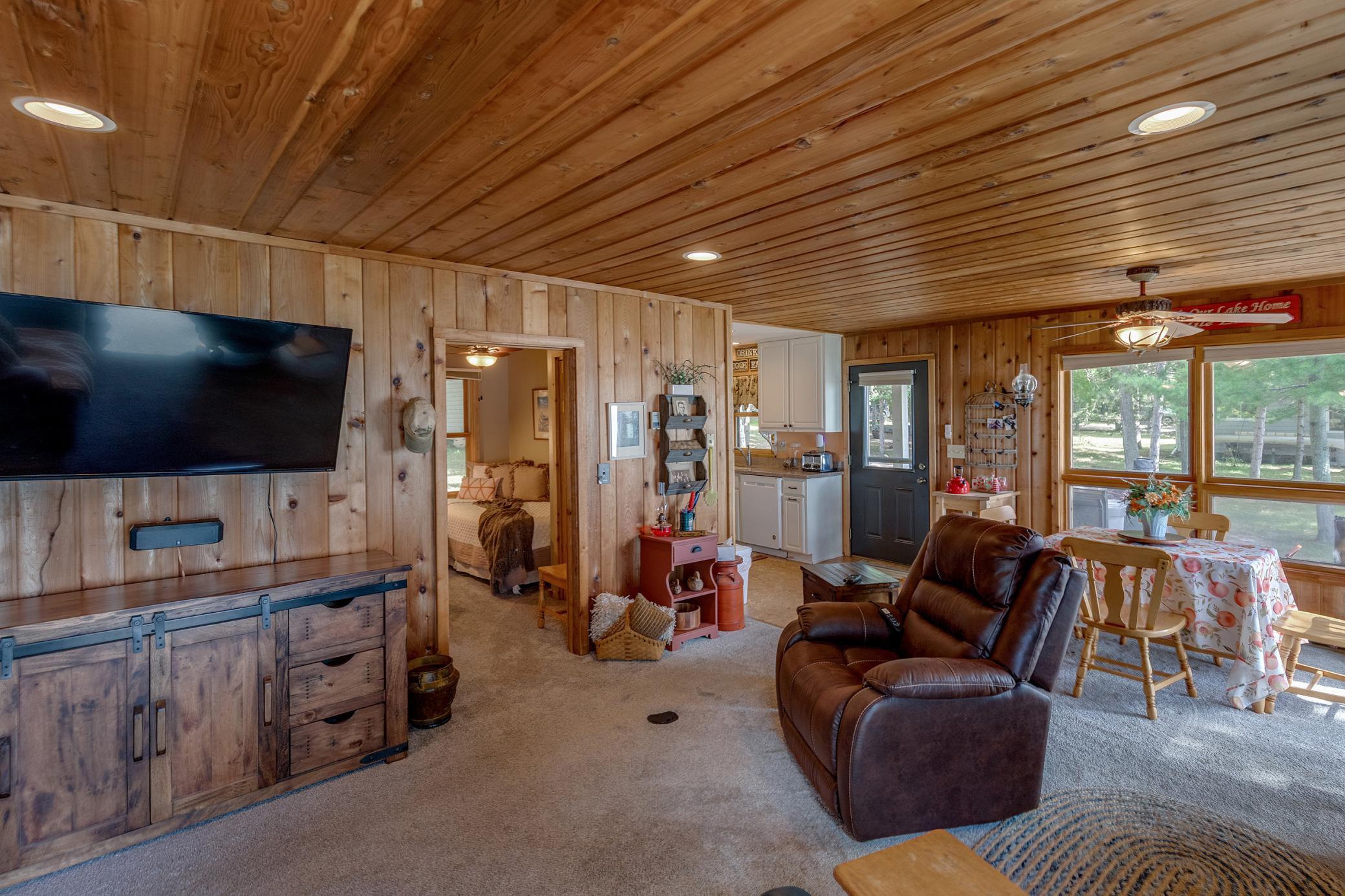 4814 Hiram Loop Road NW, Hackensack MN 56452 - Photo 9 of 40