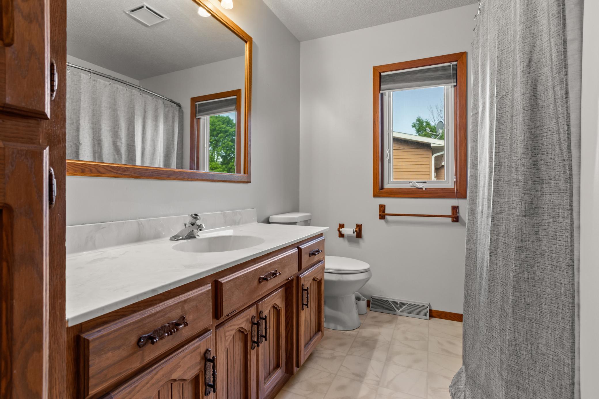 1907 25 1/2 Avenue S, Fargo ND 58103 - Photo 16 of 46