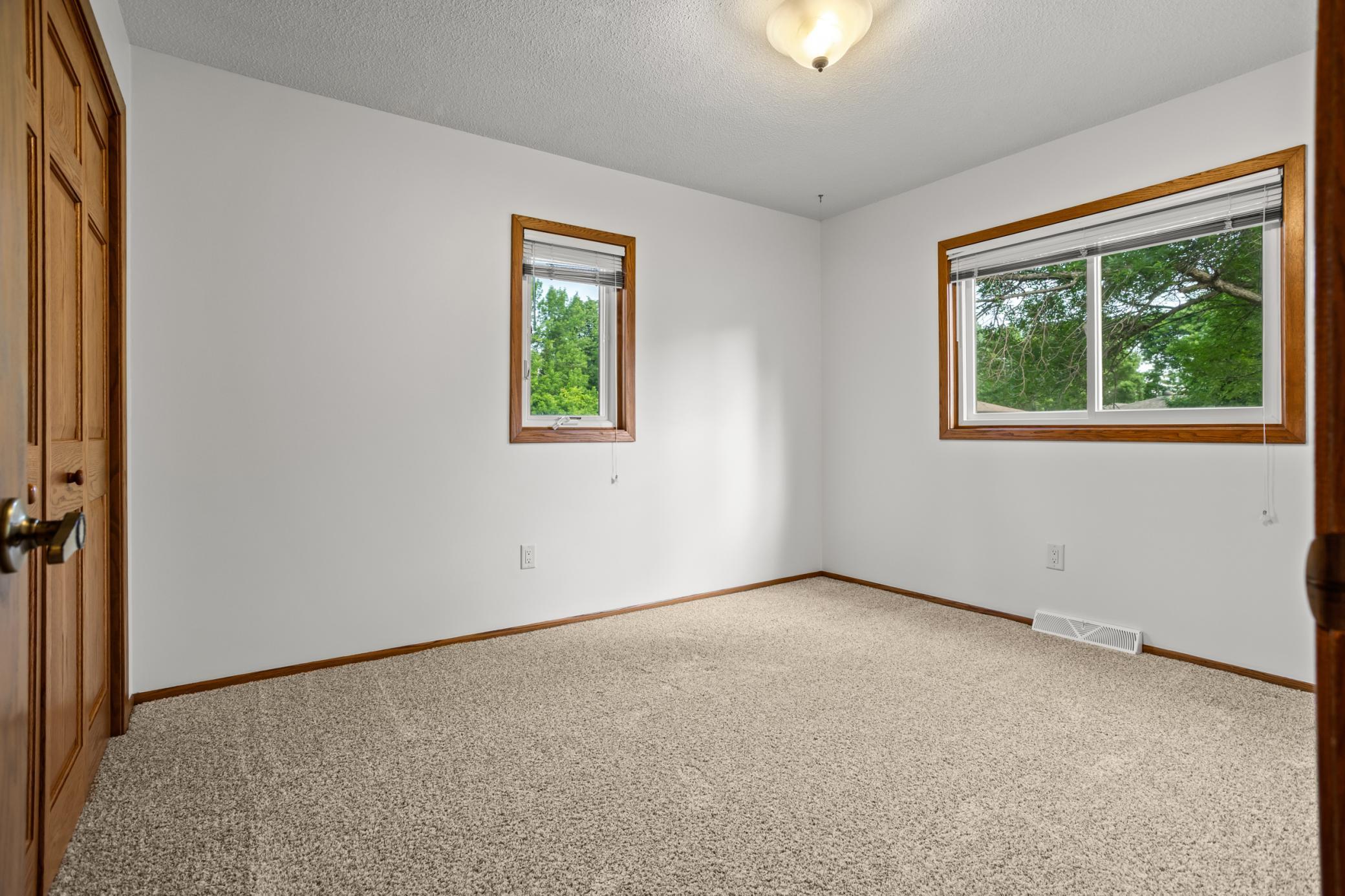 1907 25 1/2 Avenue S, Fargo ND 58103 - Photo 19 of 46