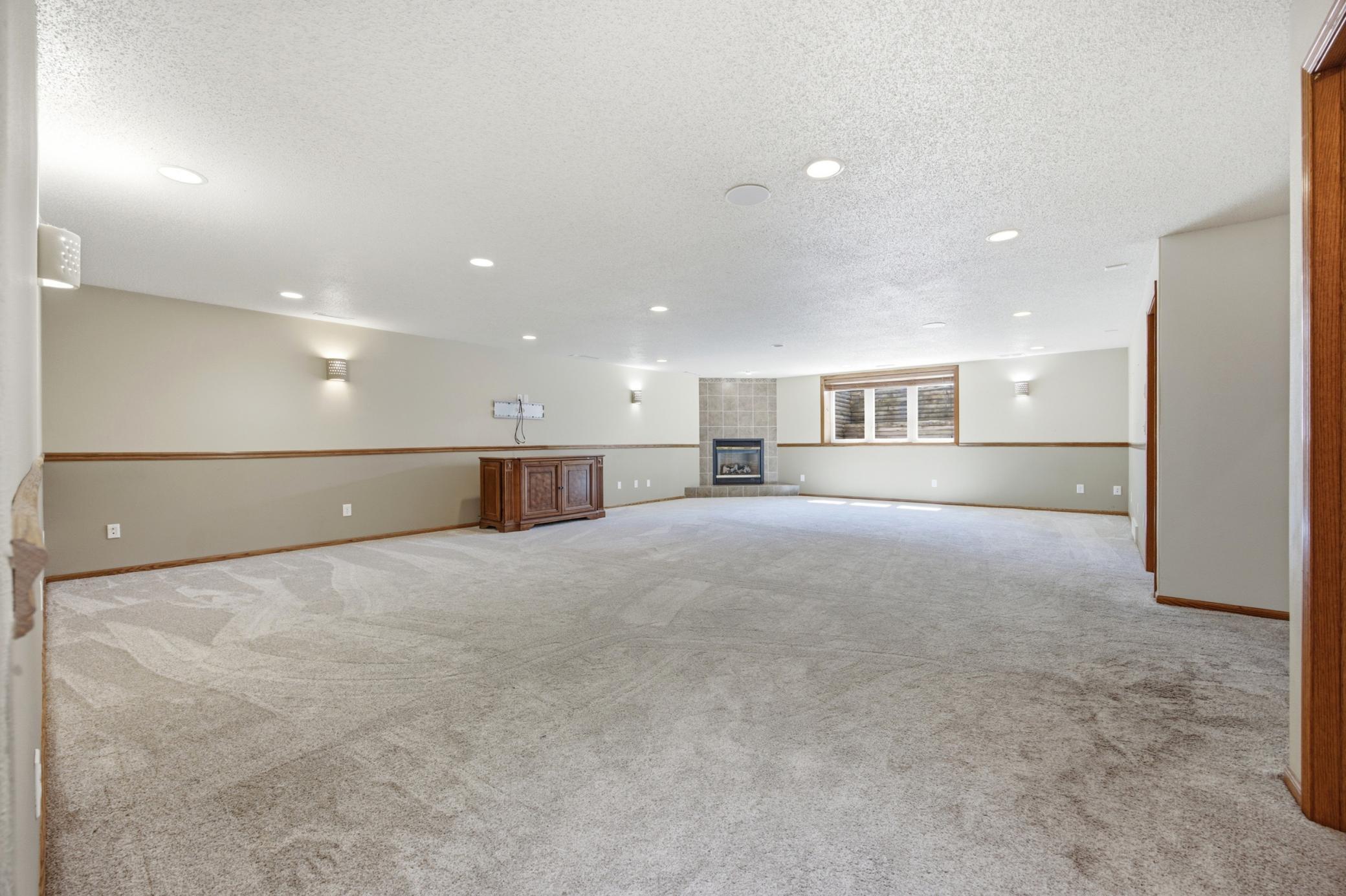 868 32nd Street S, Moorhead MN 56560 - Photo 33 of 55