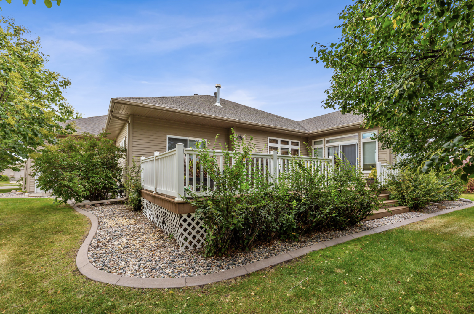 2003 single family home for sale at 868 32nd Street S in Moorhead, MN — 4 bed, 3 bath (photo 12 of 68)